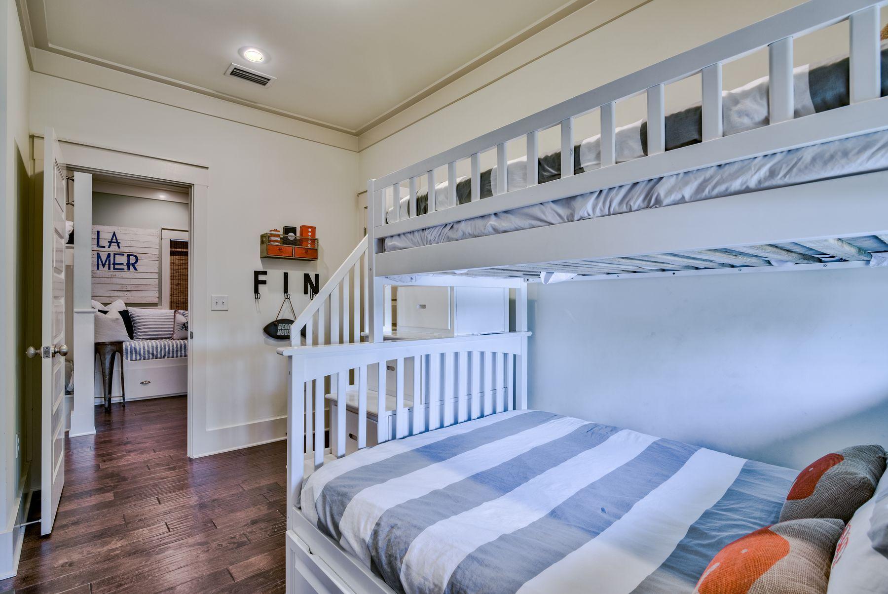 SEACREST BEACH PH 2 - Residential