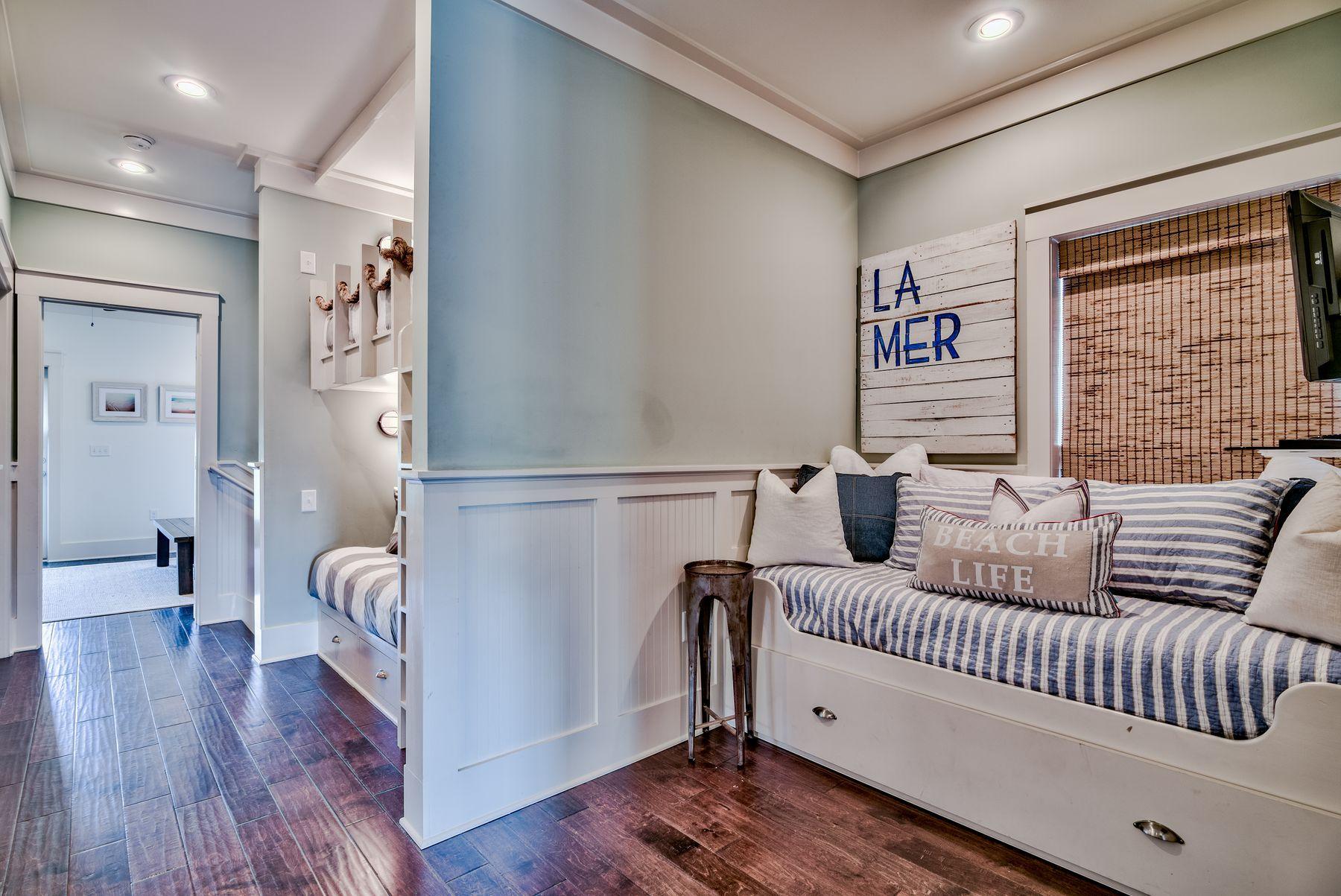 SEACREST BEACH PH 2 - Residential