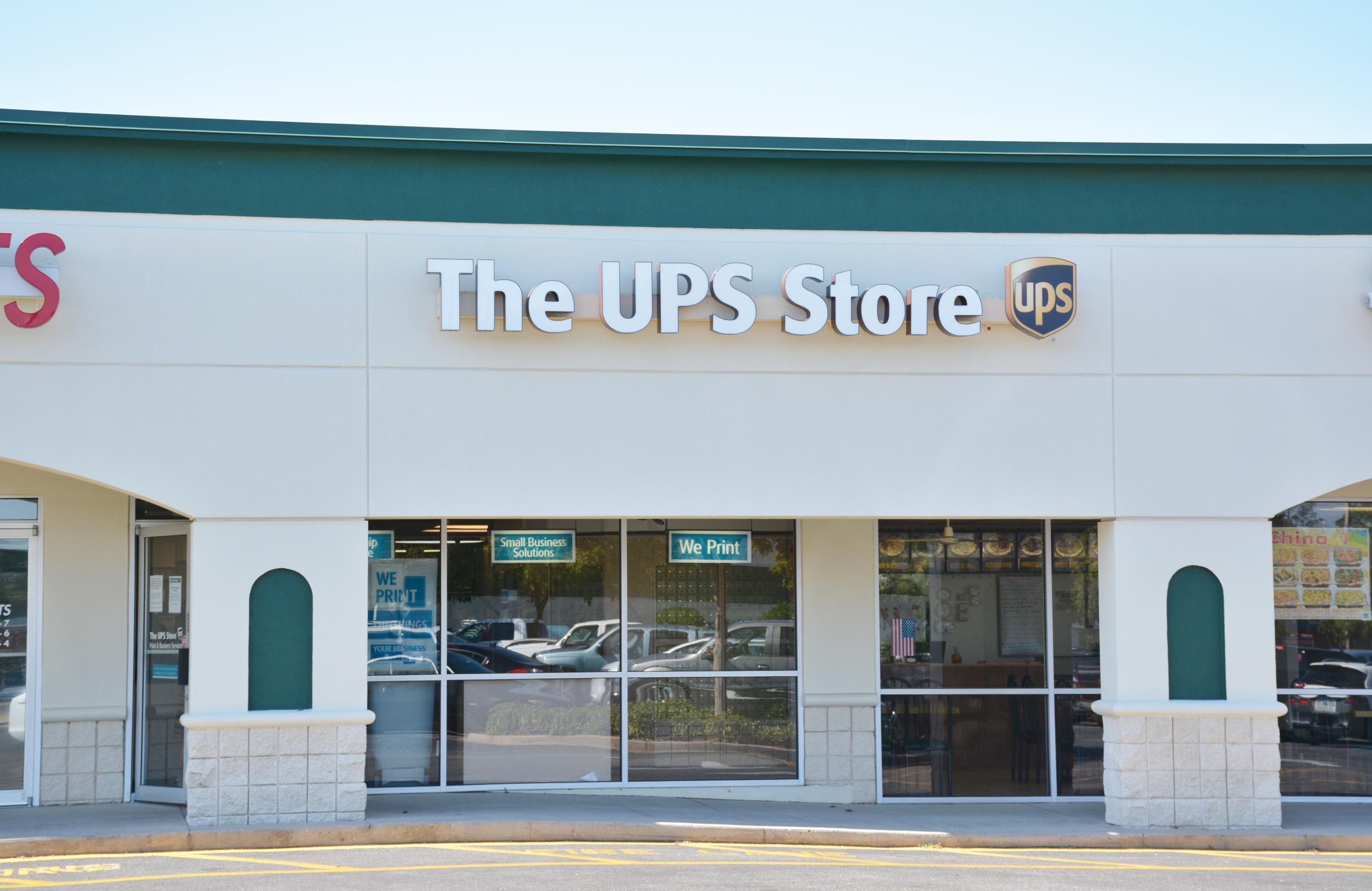 ROLLING PINES - Residential