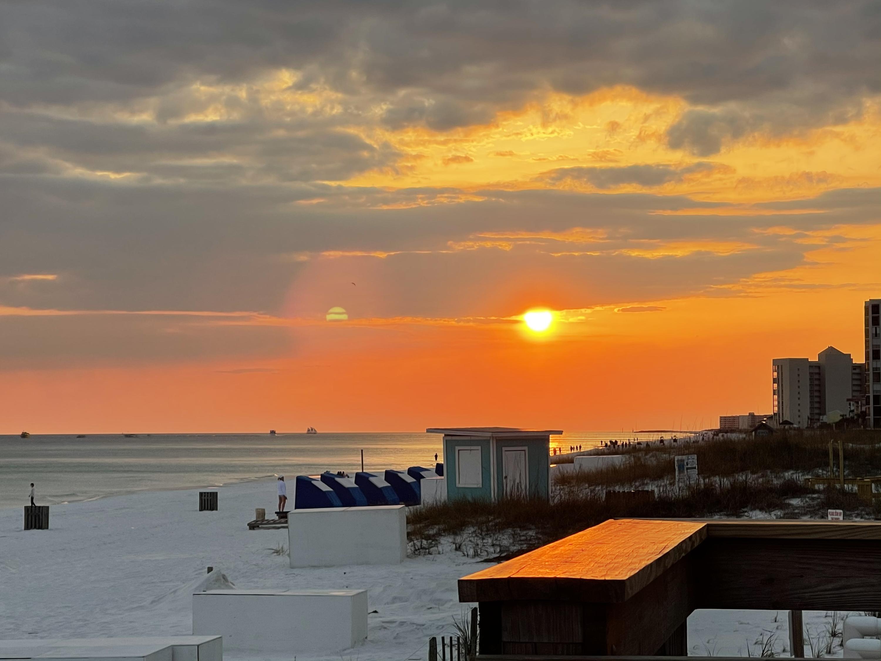 SUNDESTIN INTERNATIONAL CONDO - Residential