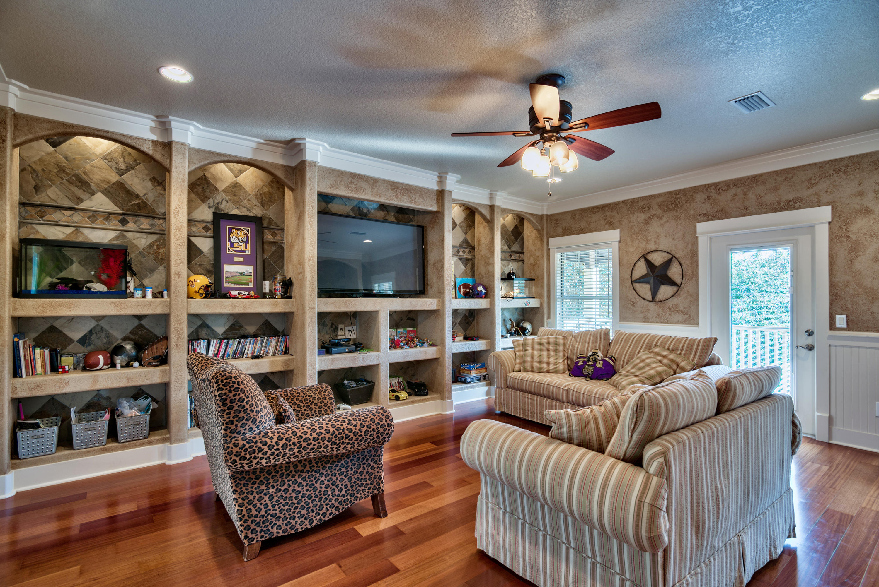 TRADEWINDS - Residential