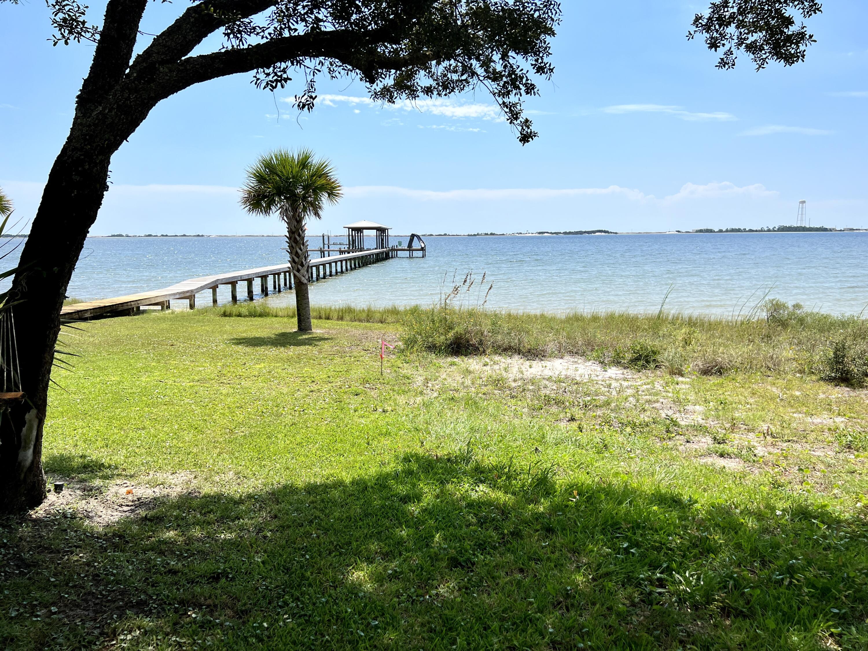 FOREST SHORES - Residential