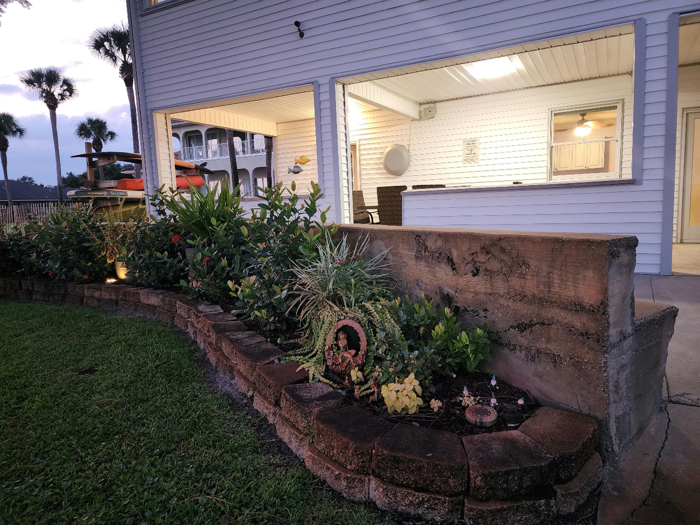 FOREST SHORES - Residential