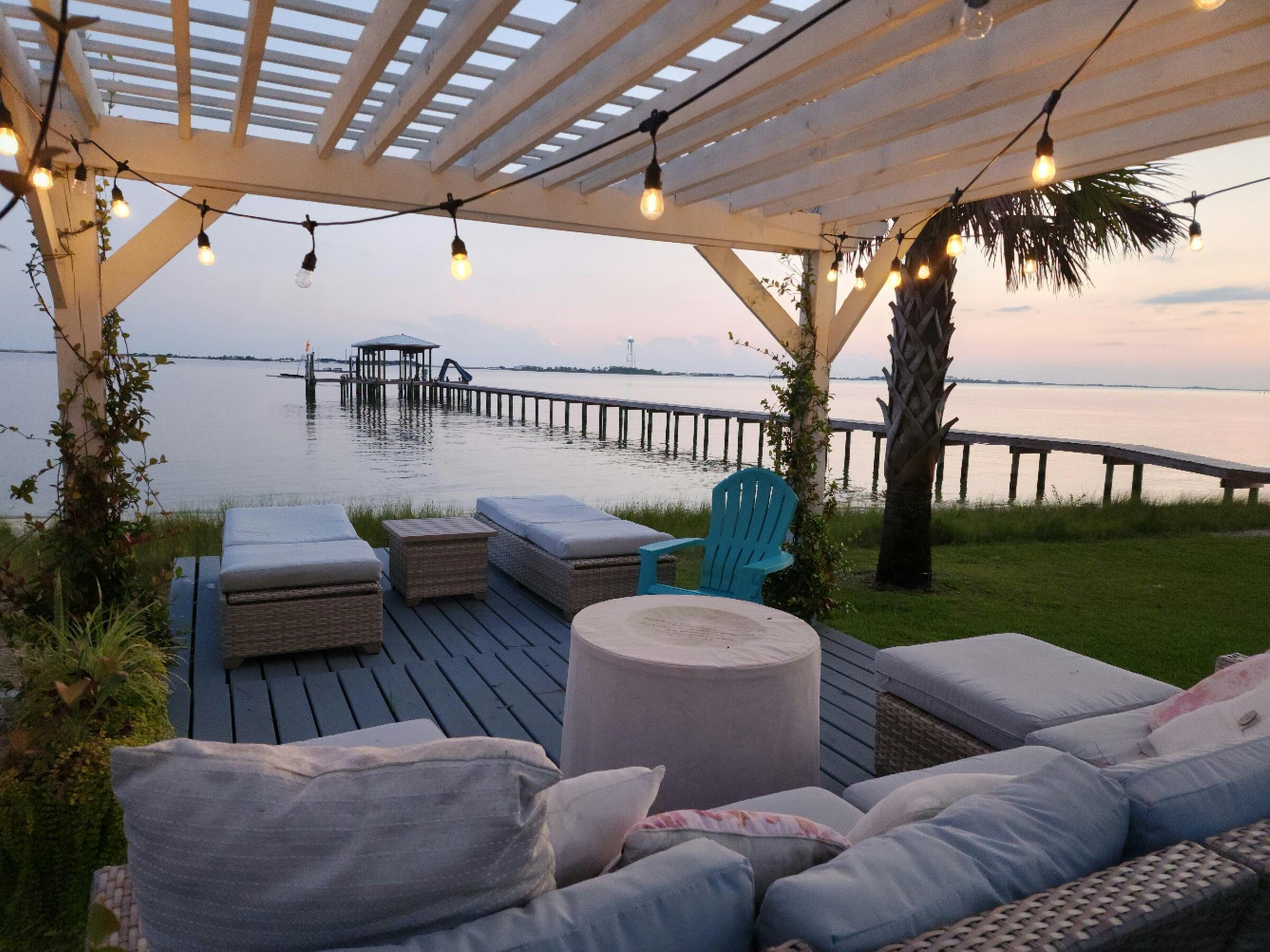 FOREST SHORES - Residential