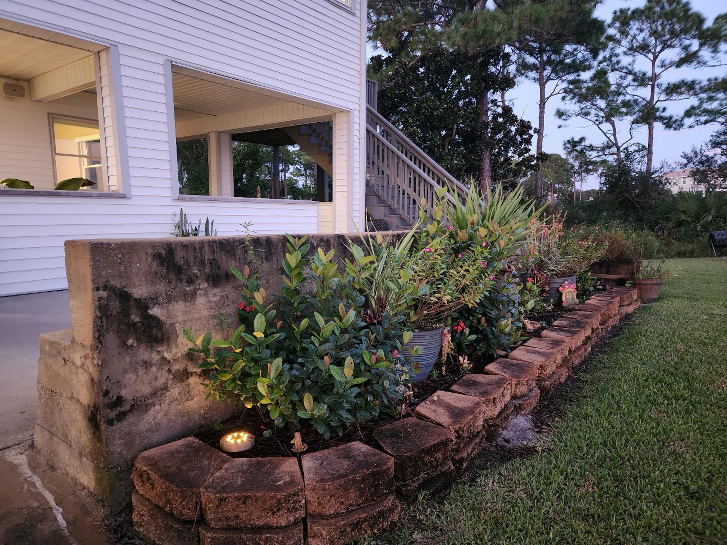 FOREST SHORES - Residential