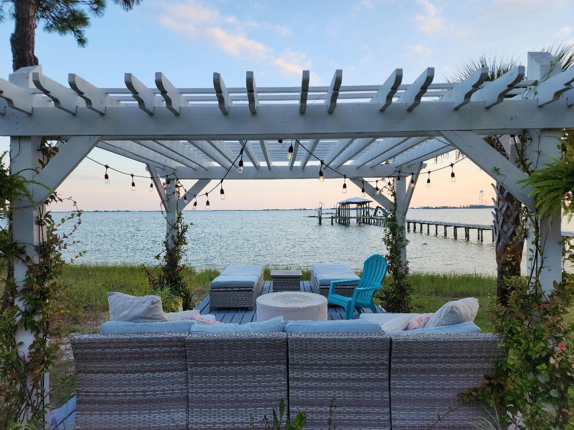 FOREST SHORES - Residential