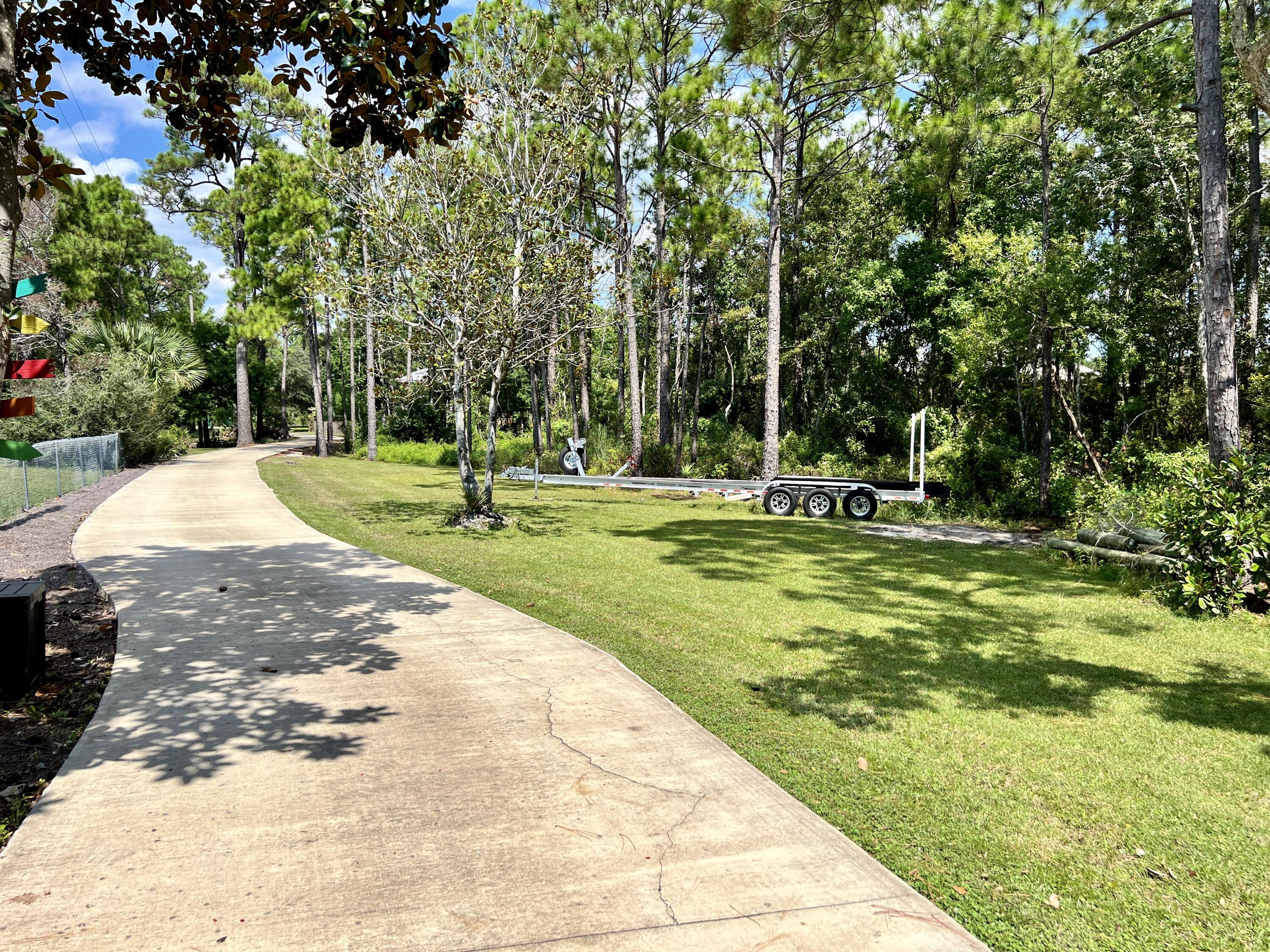 FOREST SHORES - Residential