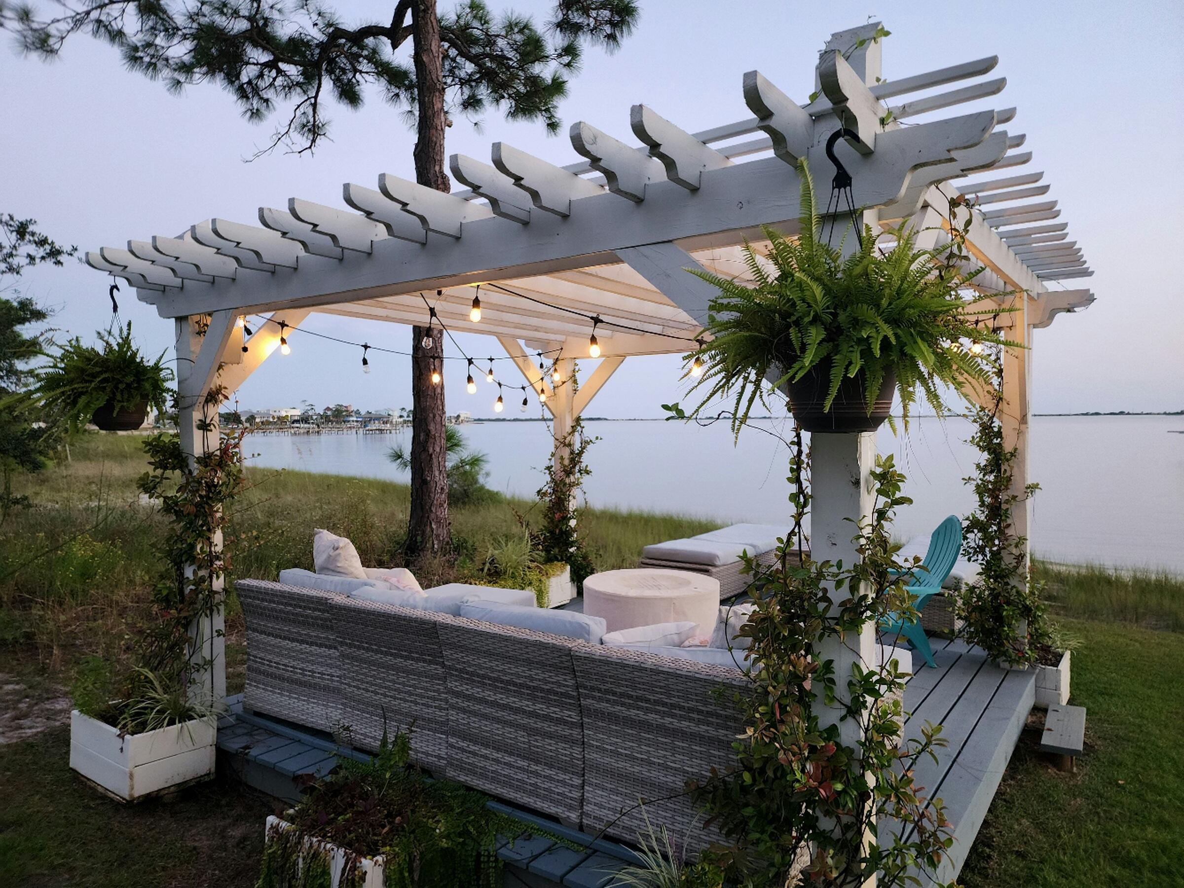 FOREST SHORES - Residential