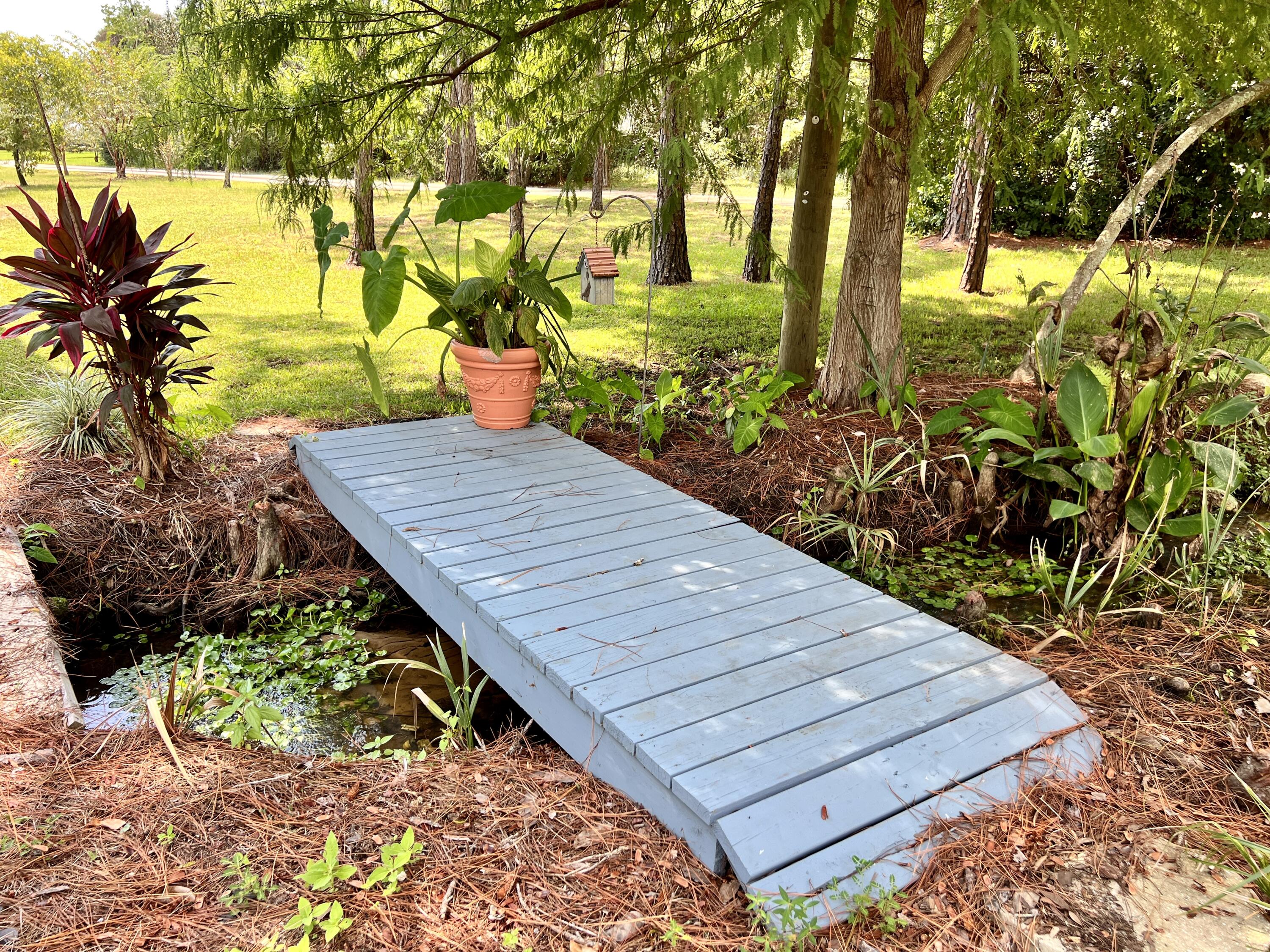 FOREST SHORES - Residential