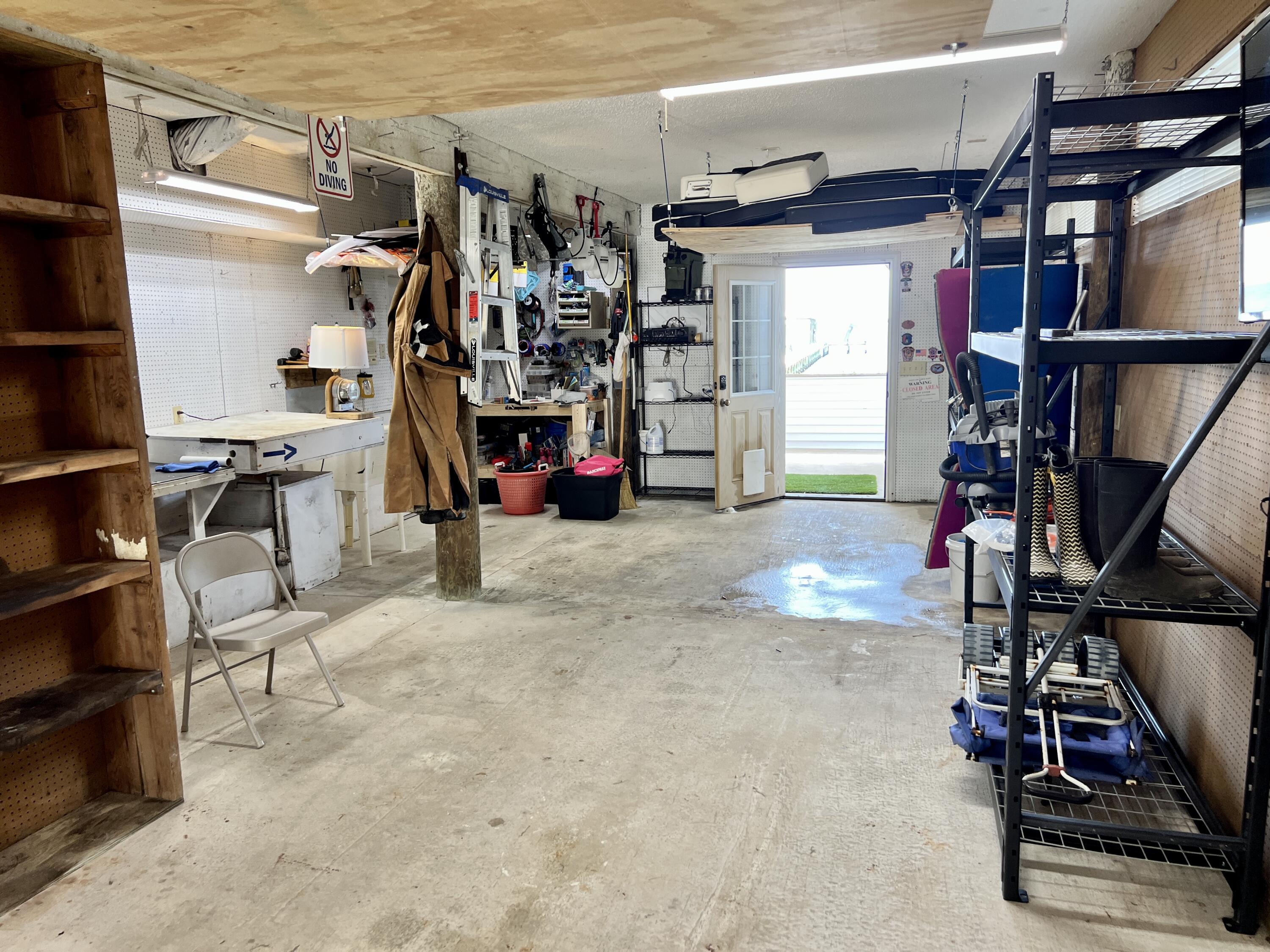 FOREST SHORES - Residential