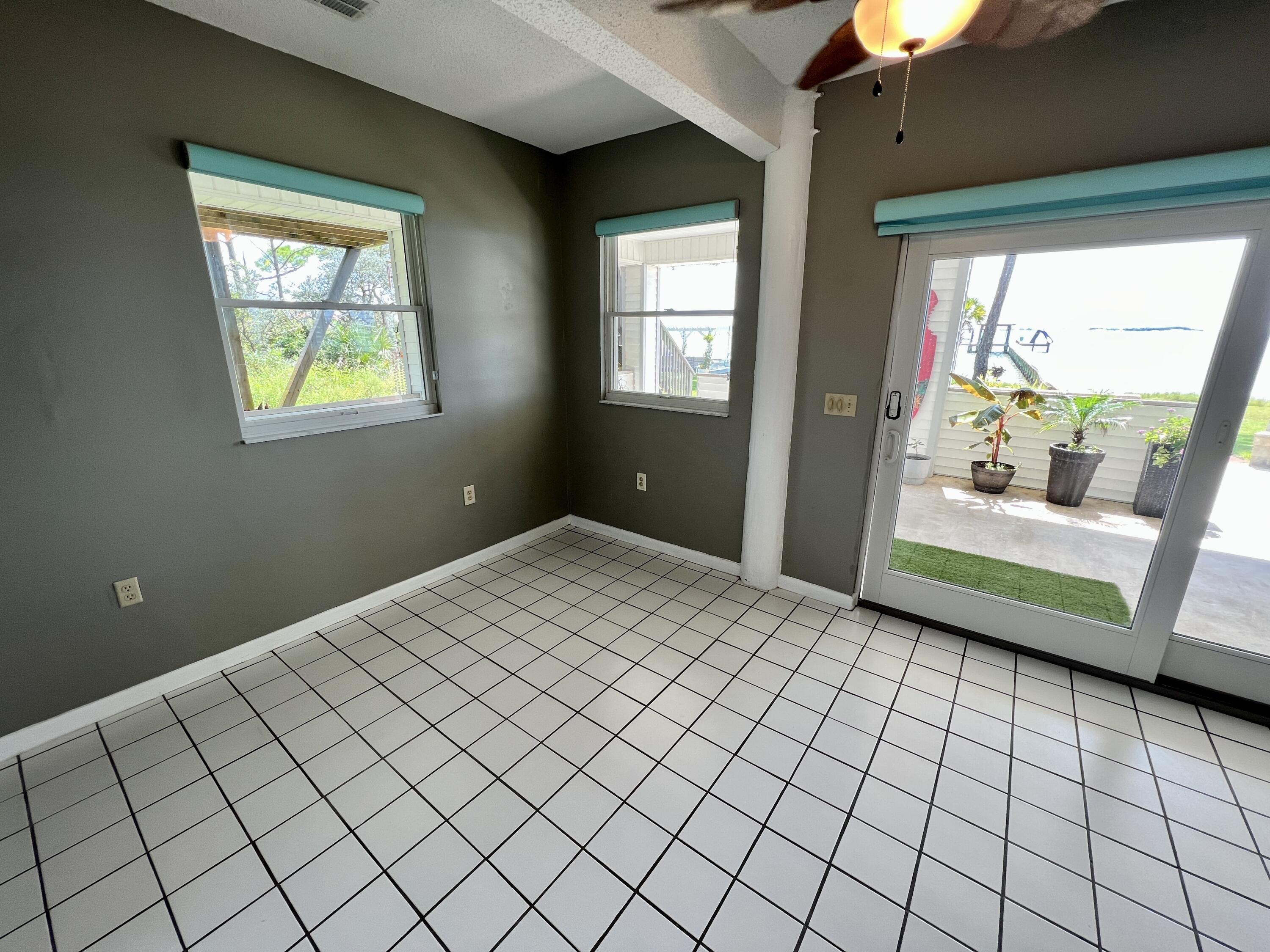 FOREST SHORES - Residential