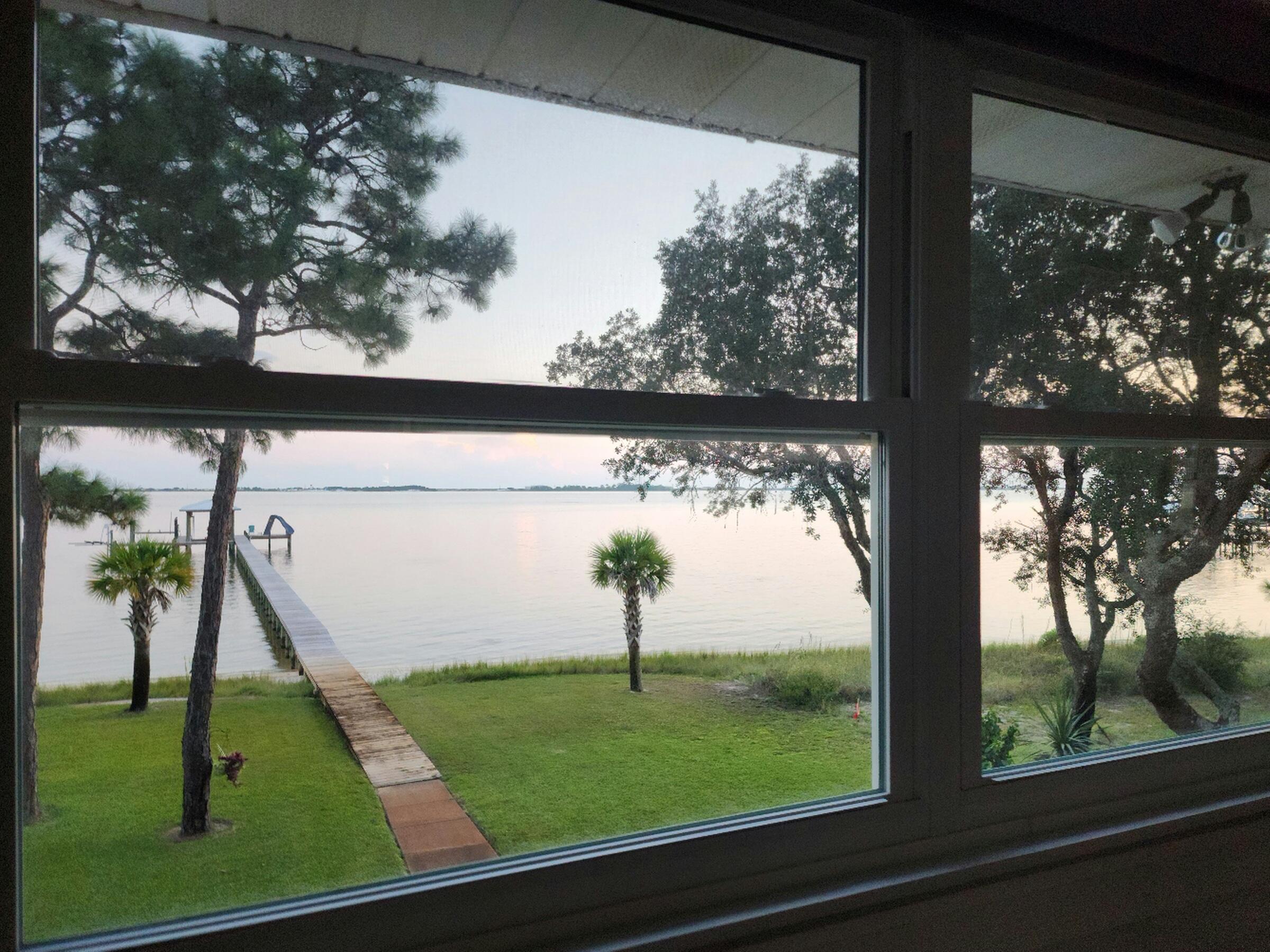 FOREST SHORES - Residential