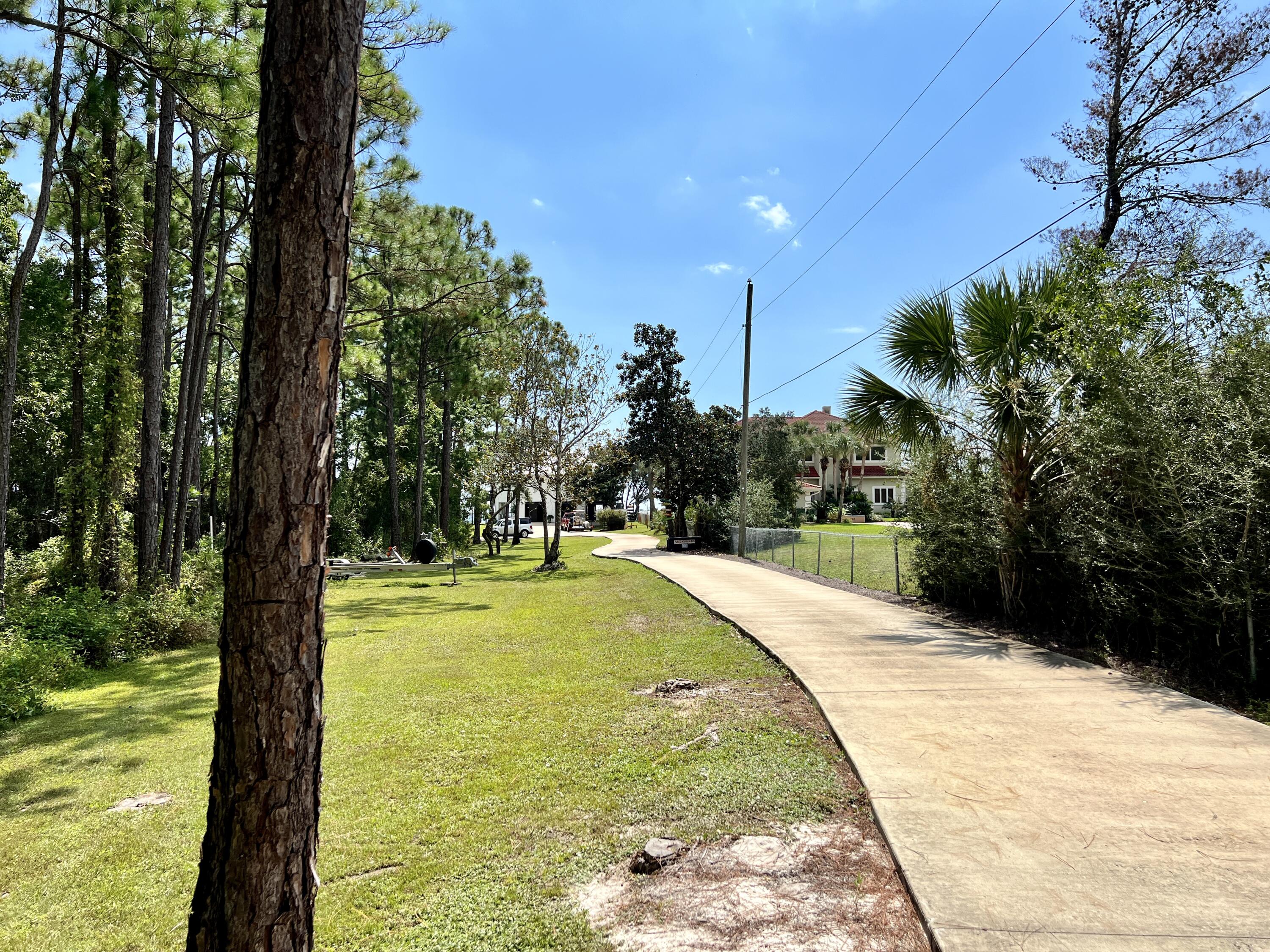 FOREST SHORES - Residential