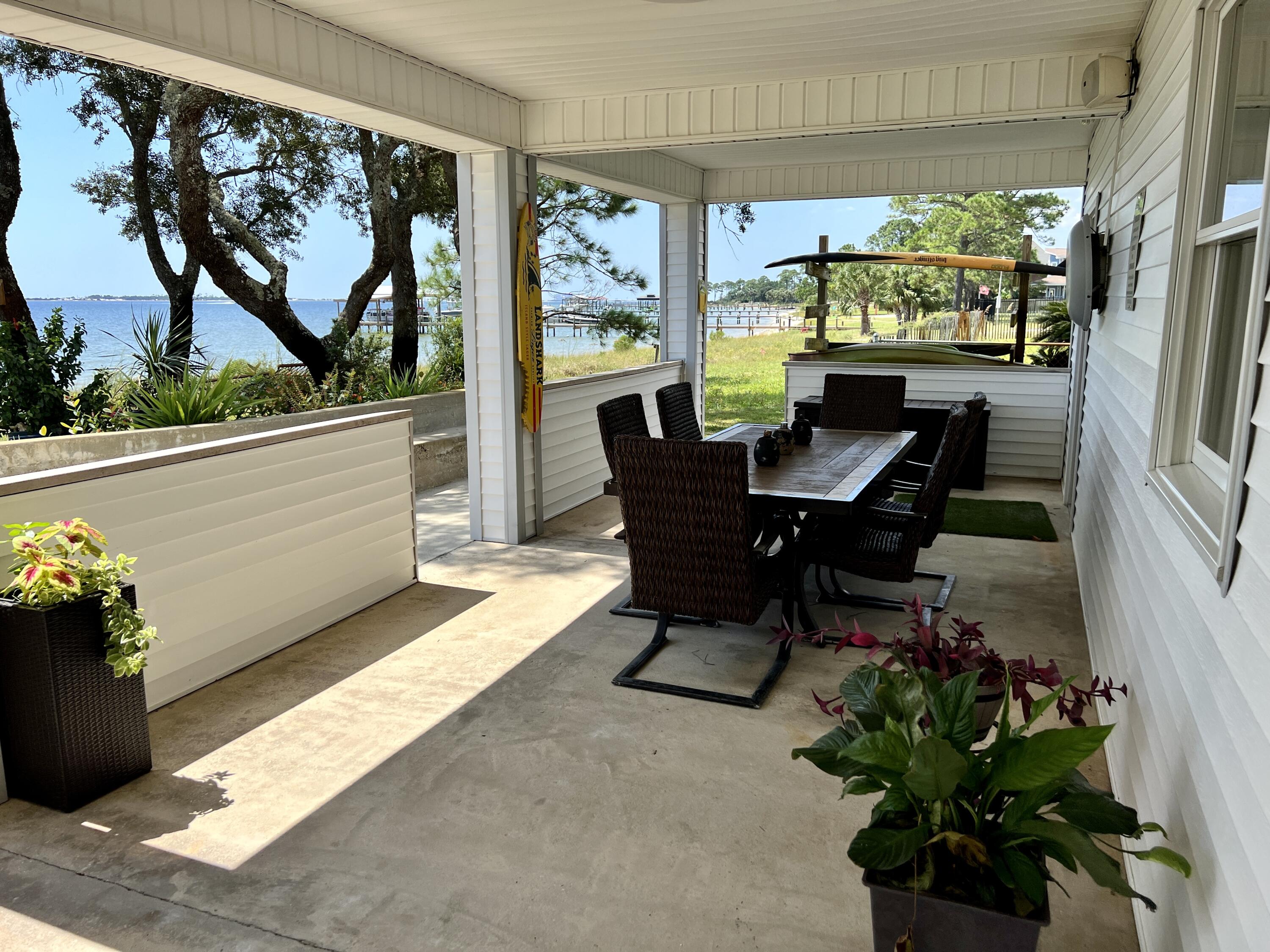 FOREST SHORES - Residential