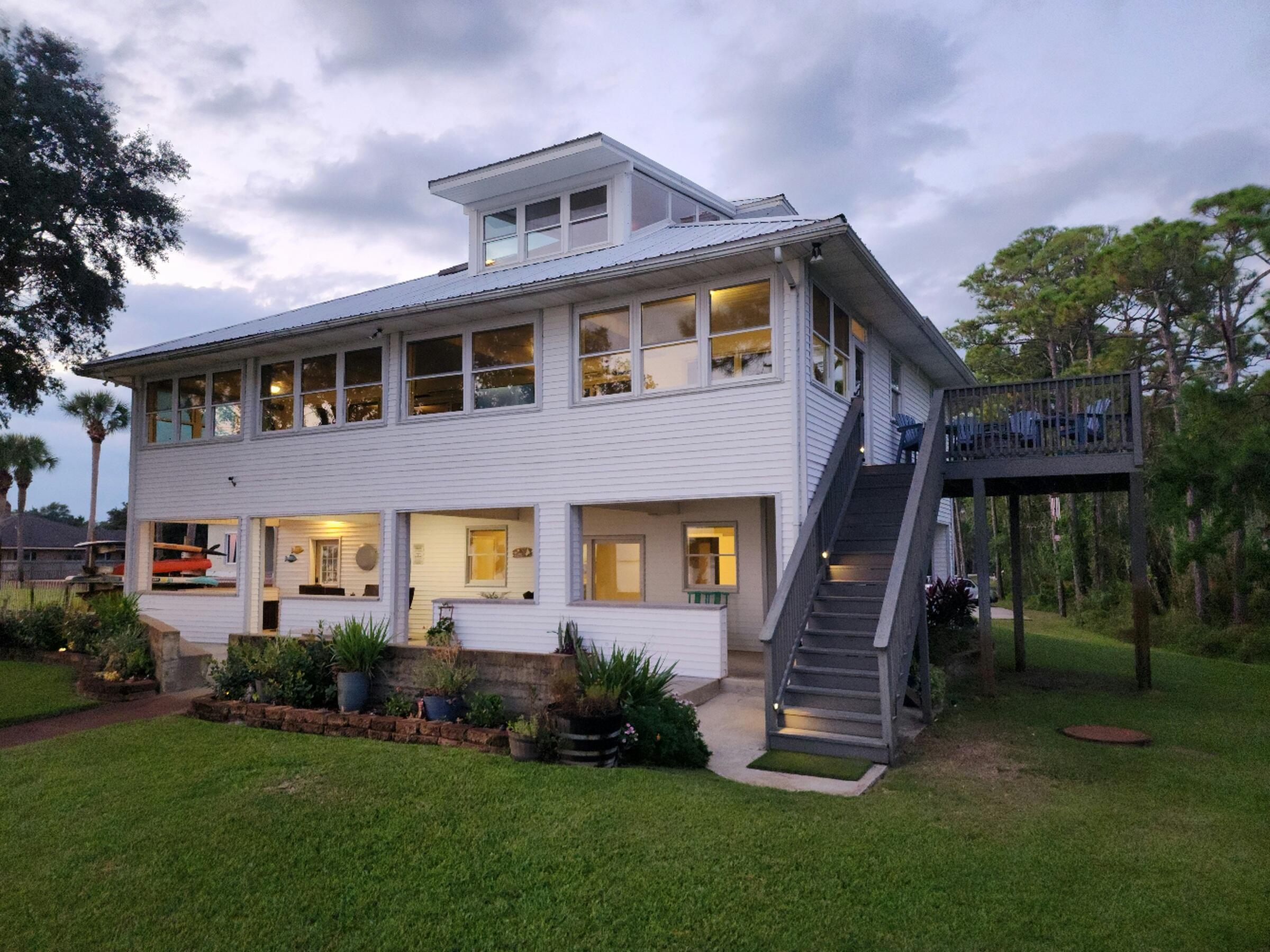 FOREST SHORES - Residential