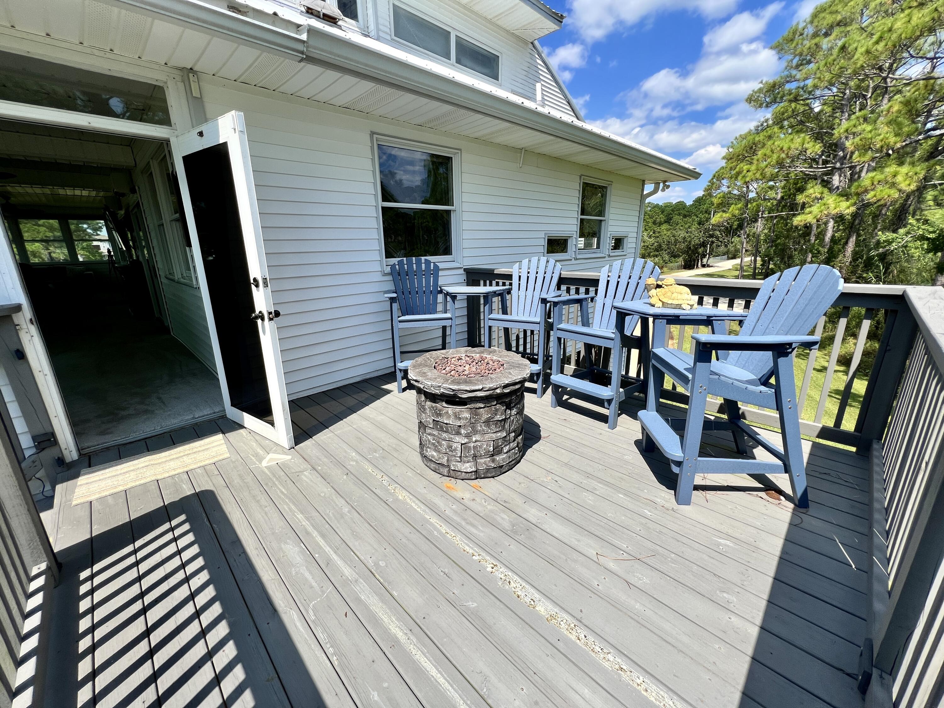 FOREST SHORES - Residential