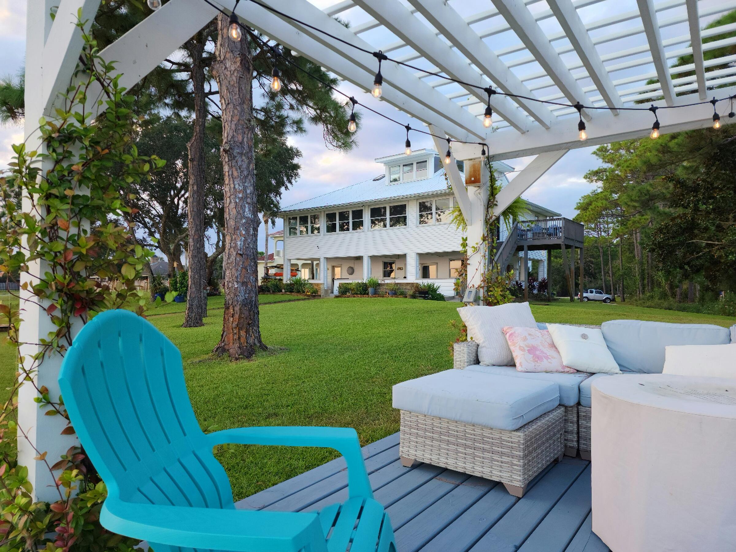 FOREST SHORES - Residential