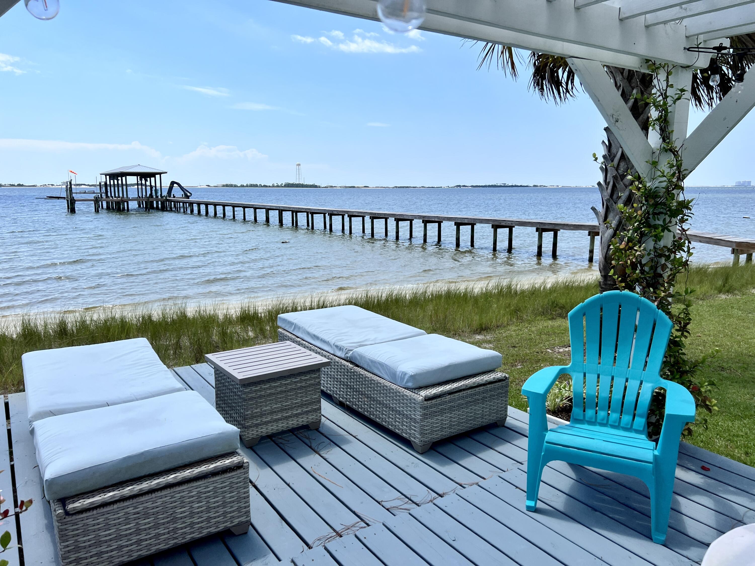 FOREST SHORES - Residential