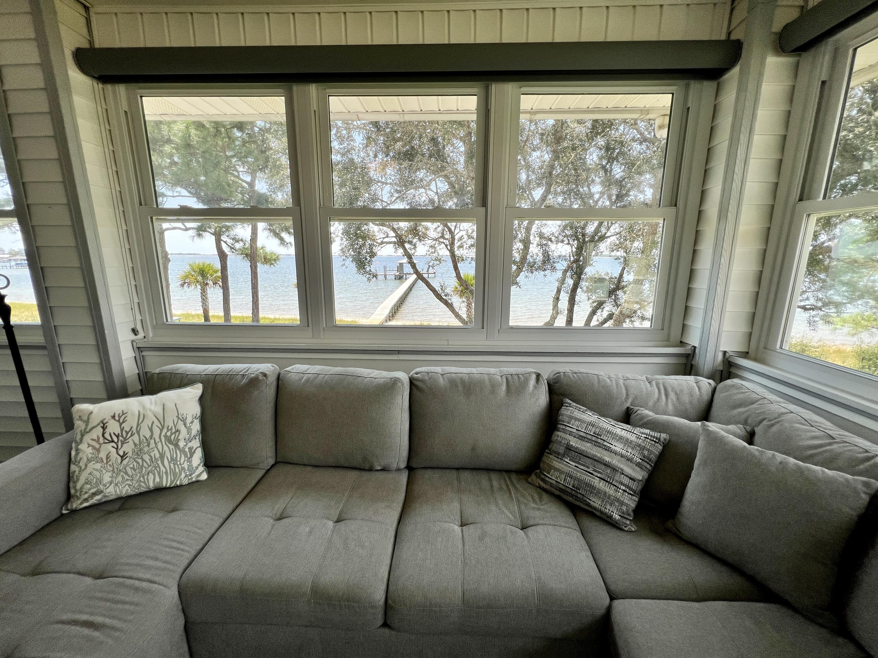 FOREST SHORES - Residential