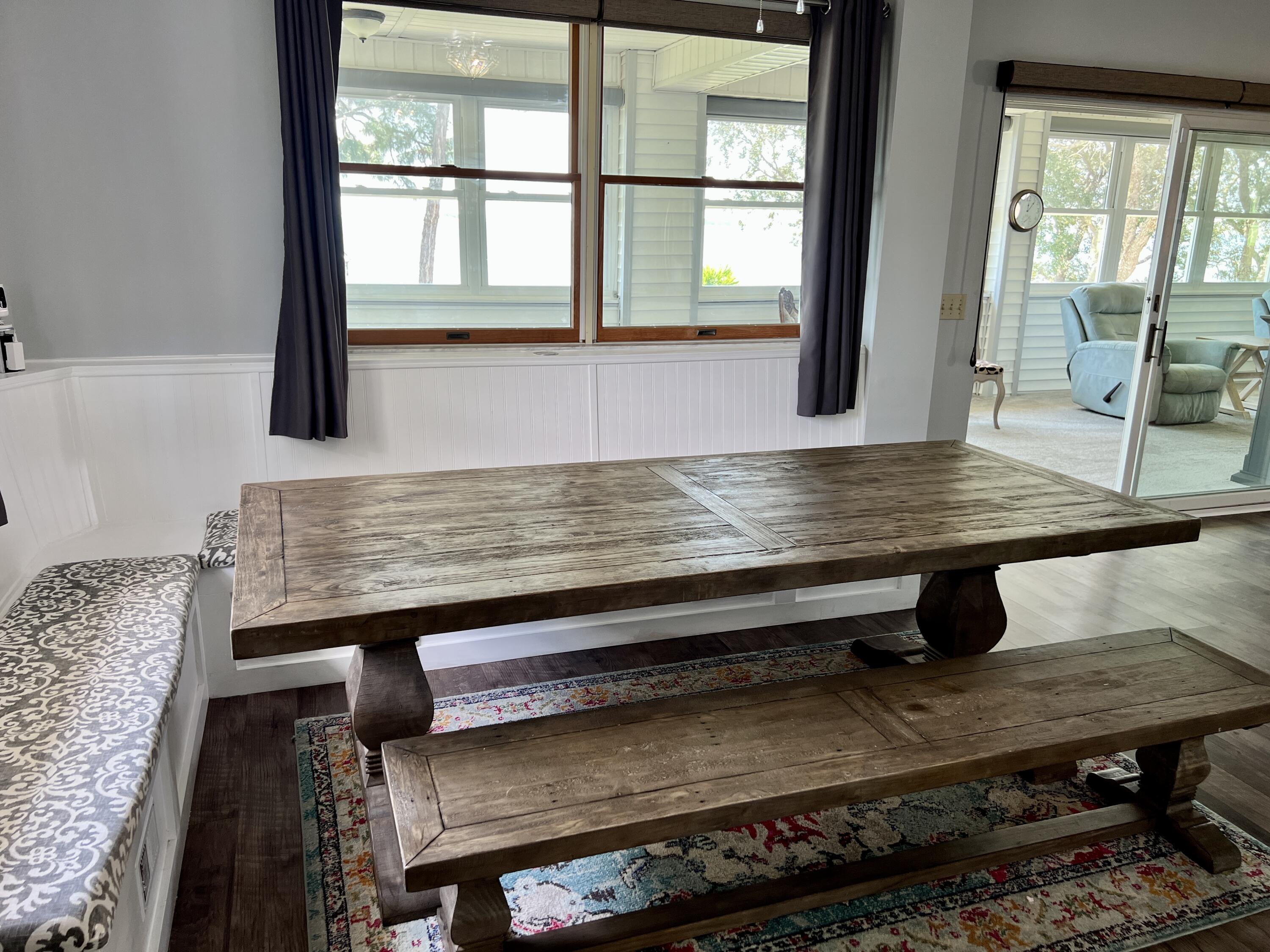 FOREST SHORES - Residential