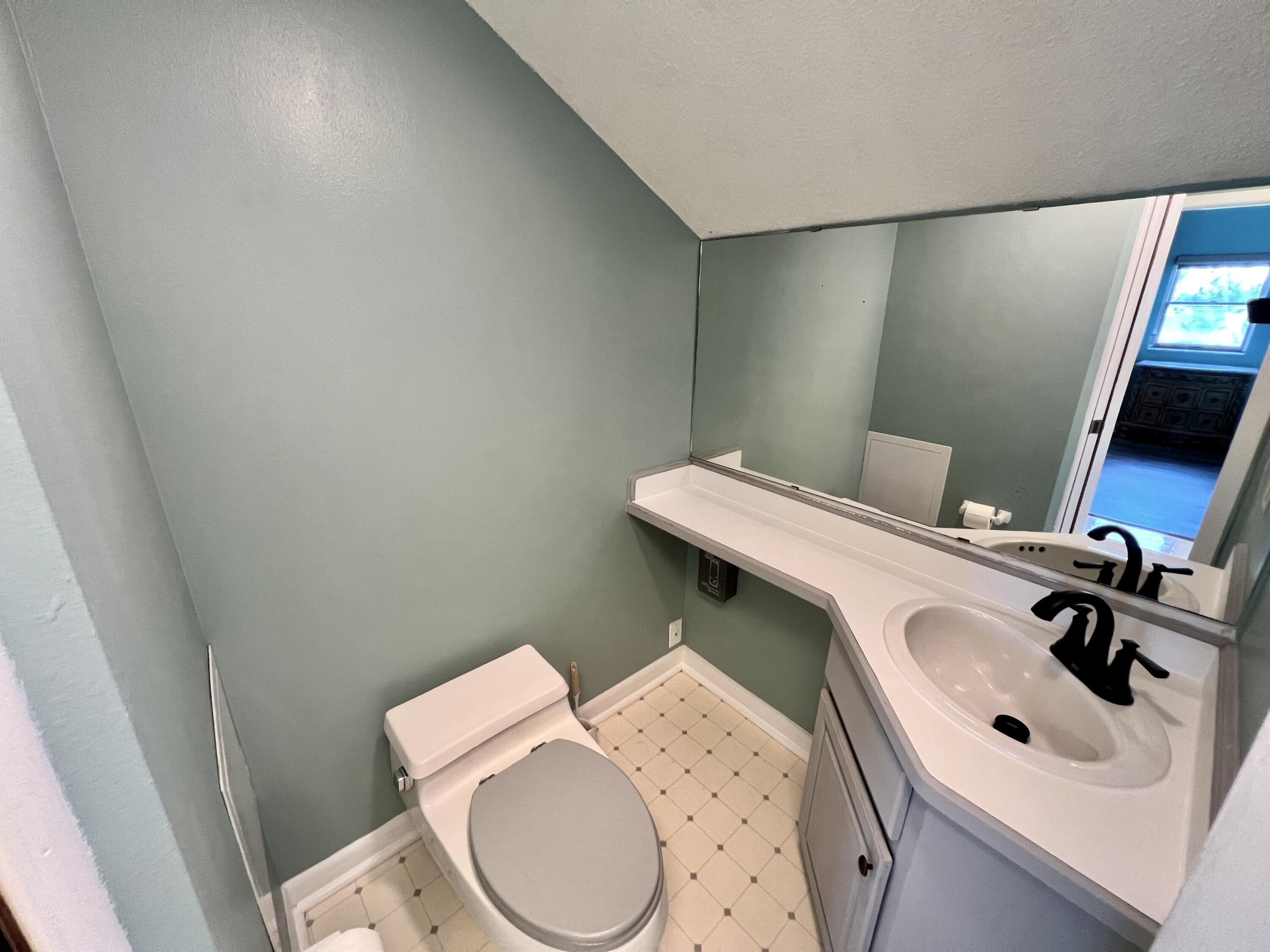 FOREST SHORES - Residential