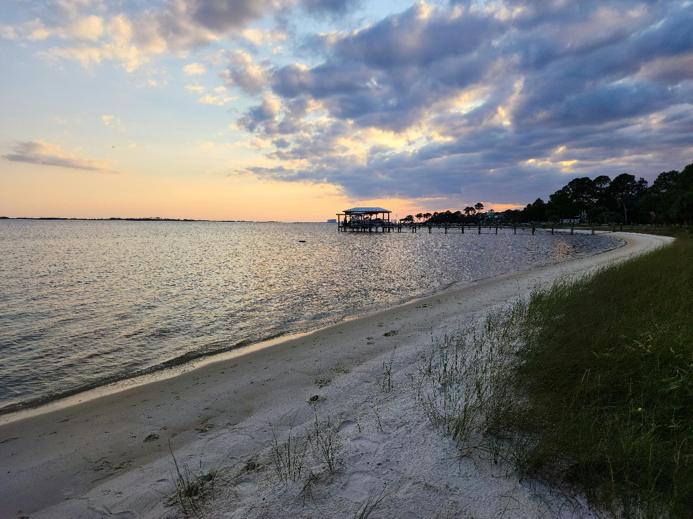 FOREST SHORES - Residential