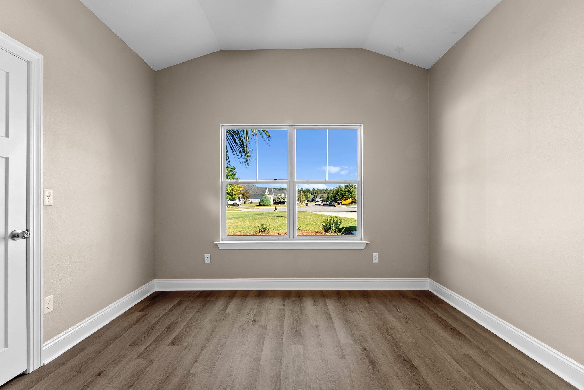 CROSS CREEK - Residential