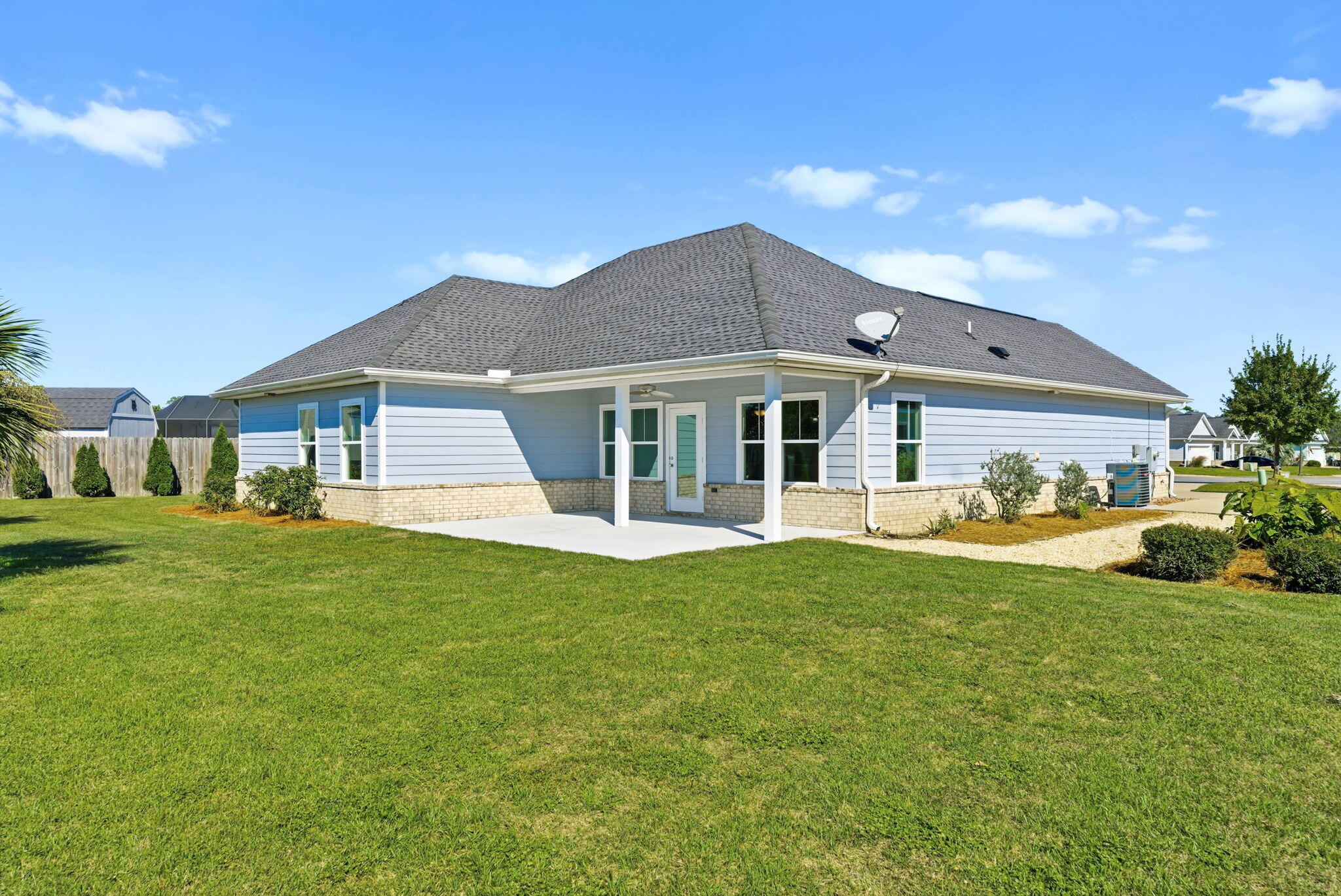 CROSS CREEK - Residential