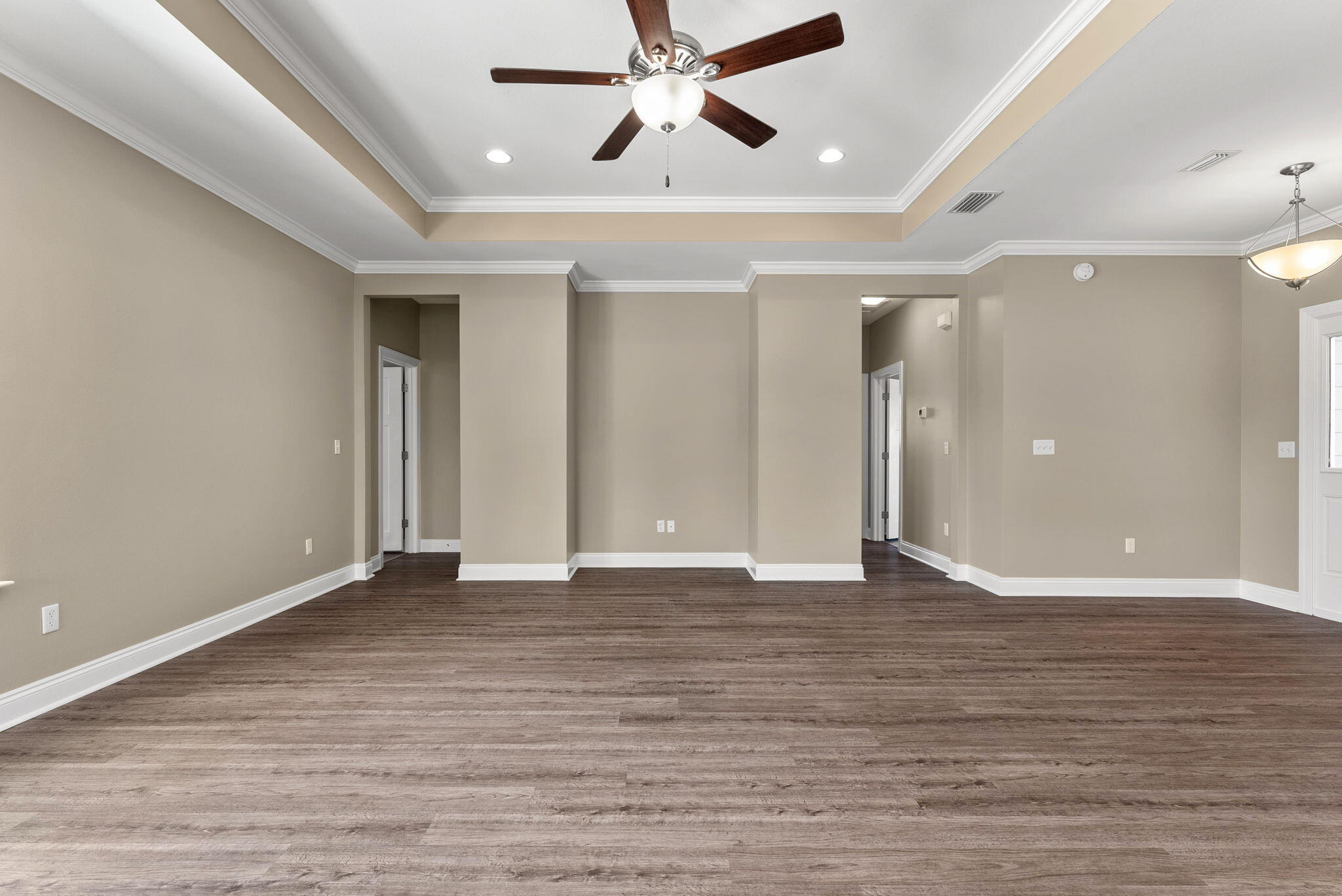 CROSS CREEK - Residential