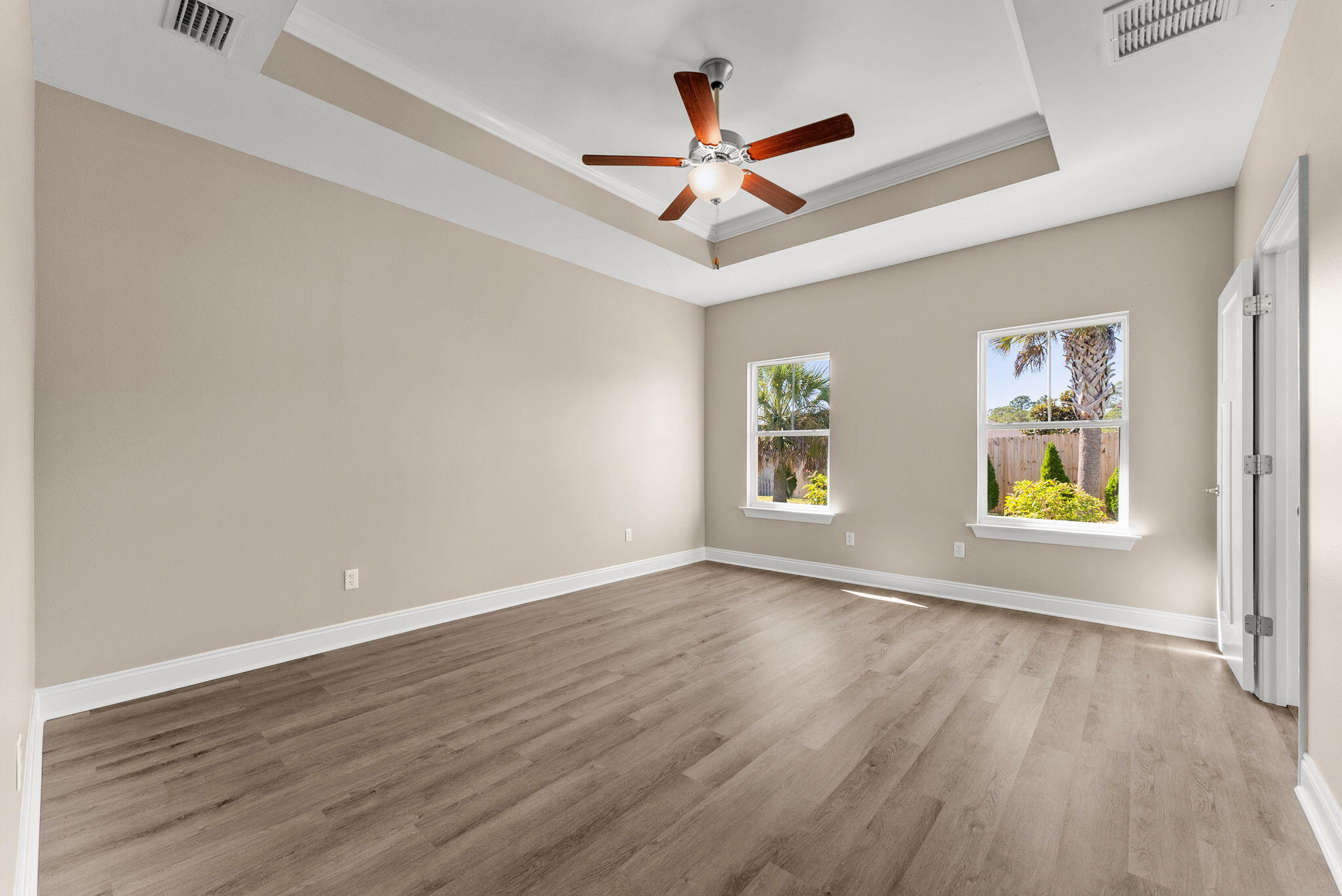 CROSS CREEK - Residential