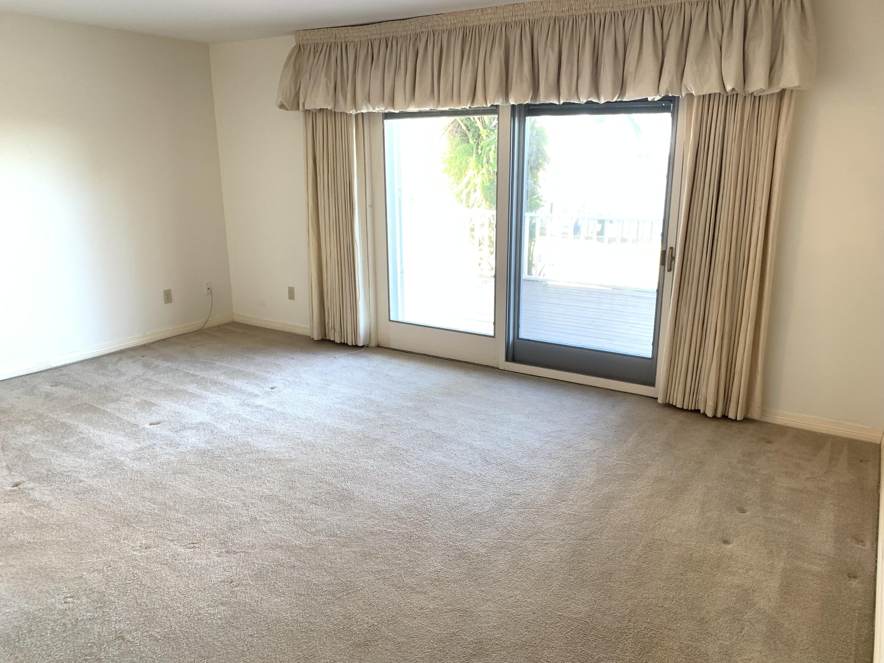 PARADISE BAY S/D - Residential