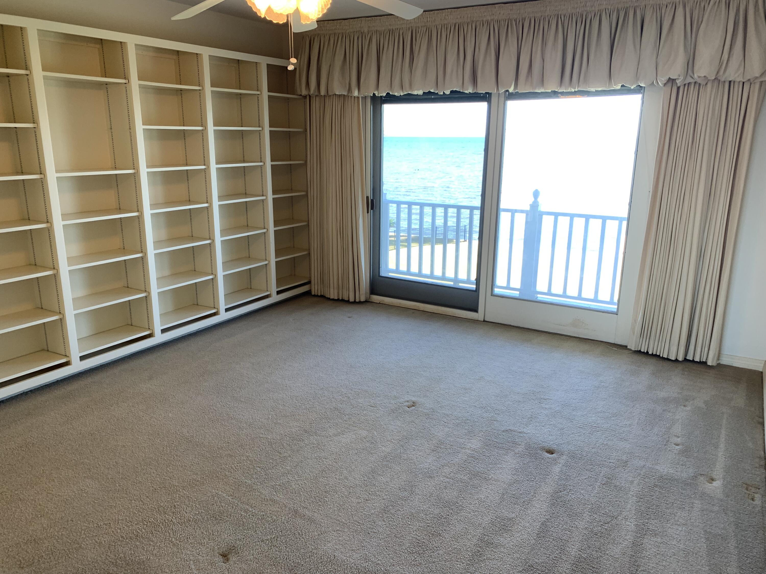 PARADISE BAY S/D - Residential