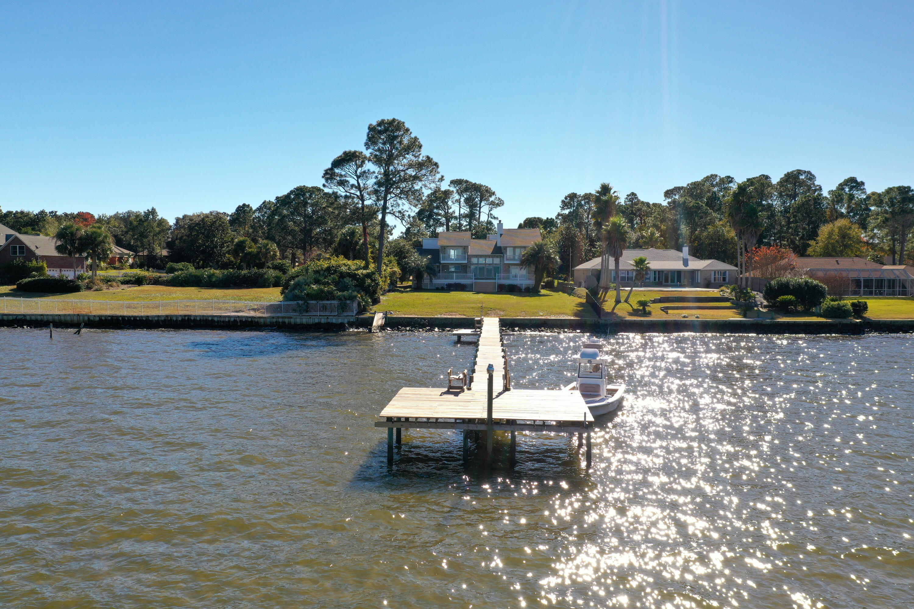 PARADISE BAY S/D - Residential