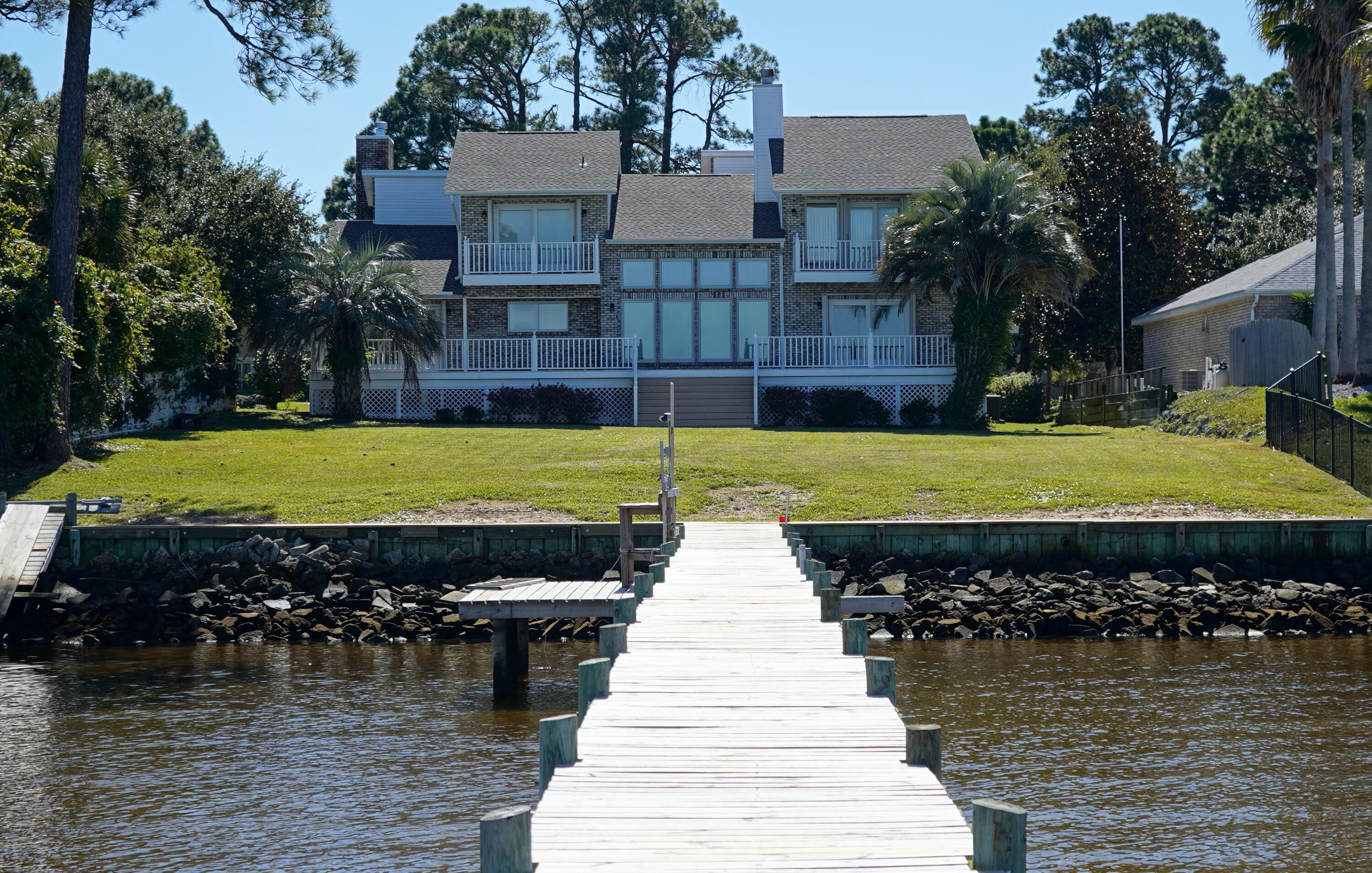 PARADISE BAY S/D - Residential