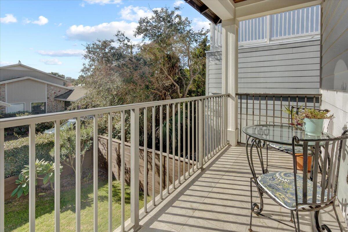 FRANGISTA BEACH 2ND ADDN - Residential