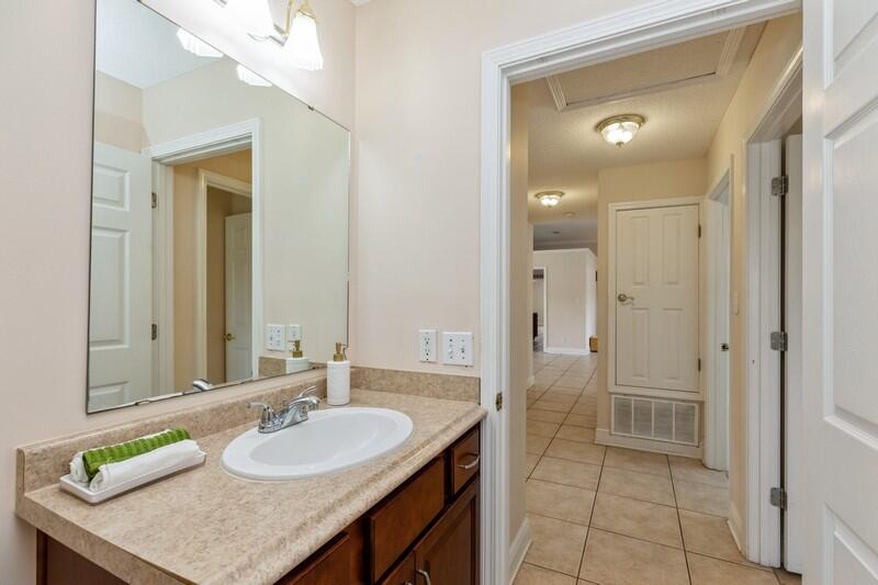 PINEGLADES - Residential