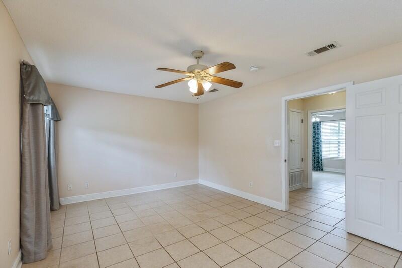 PINEGLADES - Residential