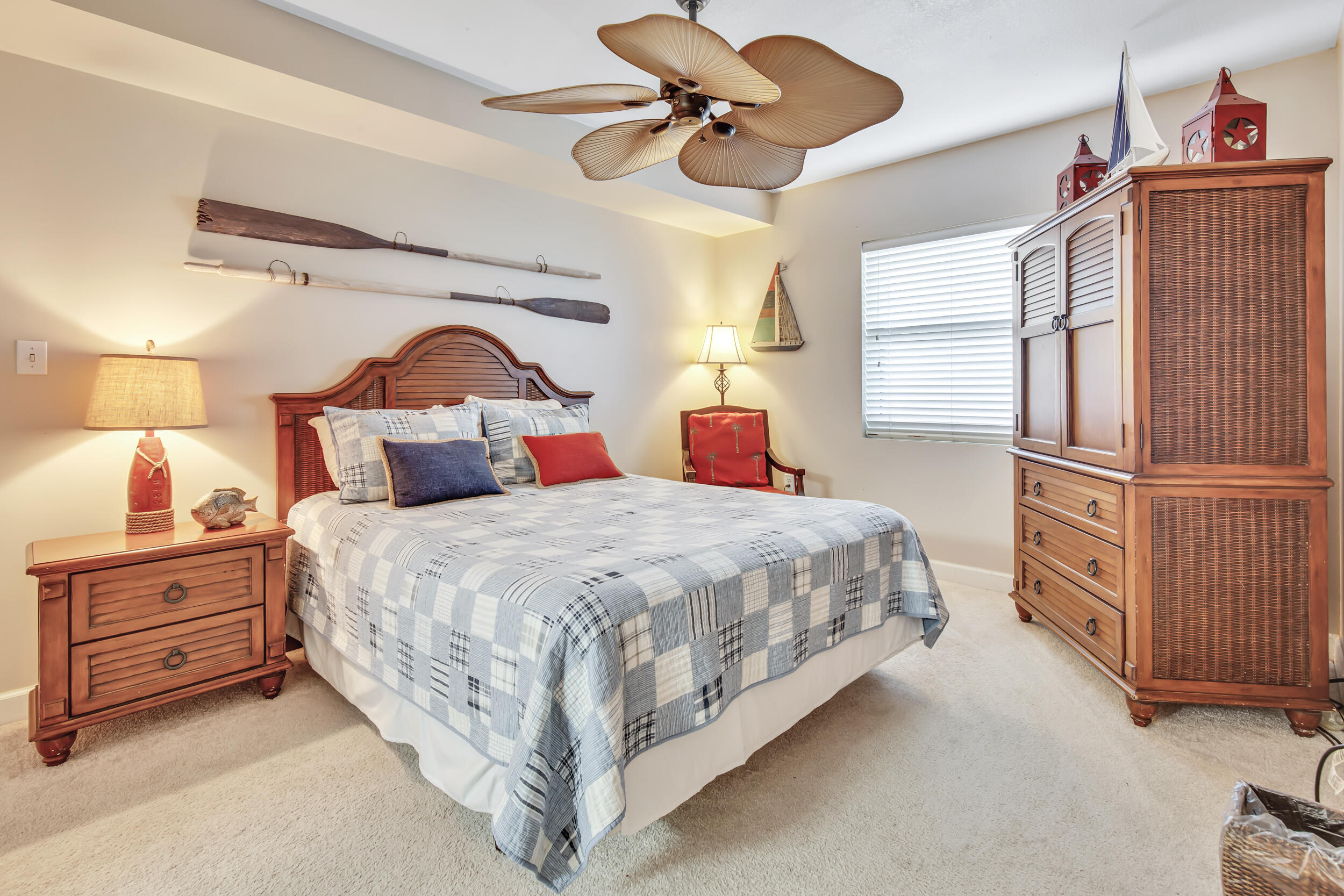 PELICAN ISLE - Residential