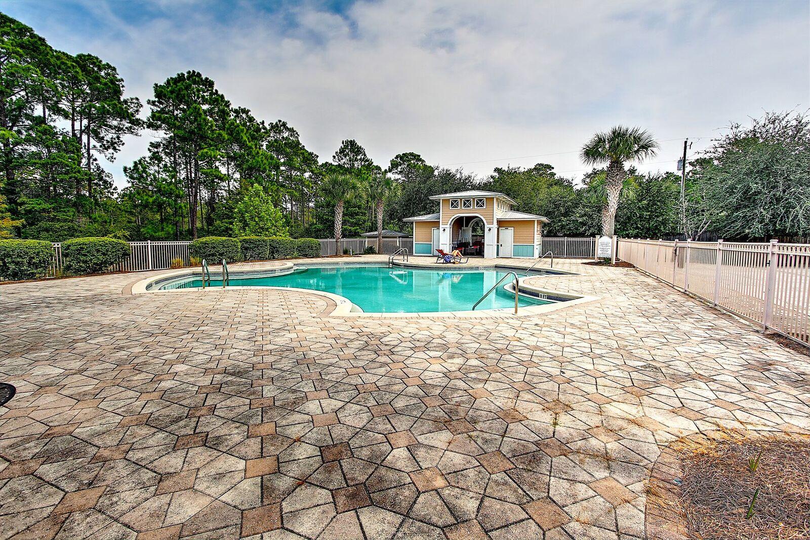 Paradise Grove - Residential