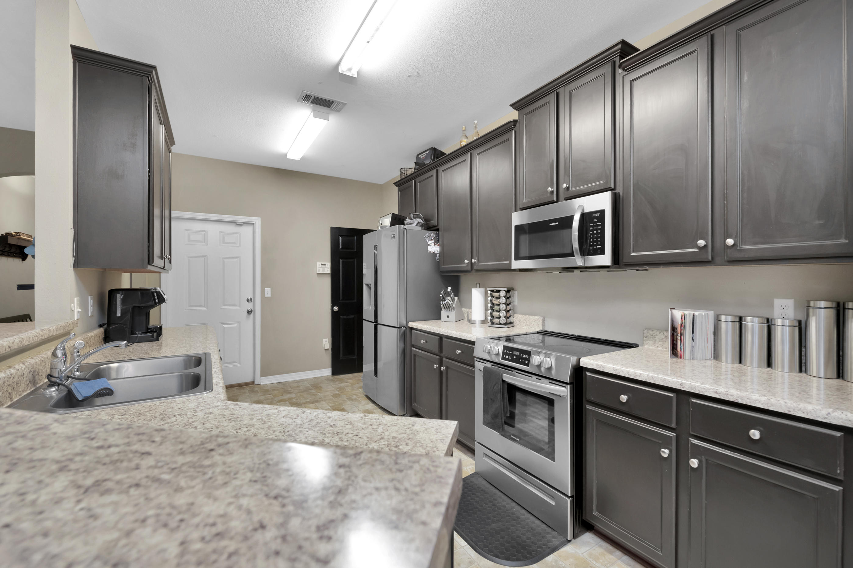 HERITAGE MANOR - Residential