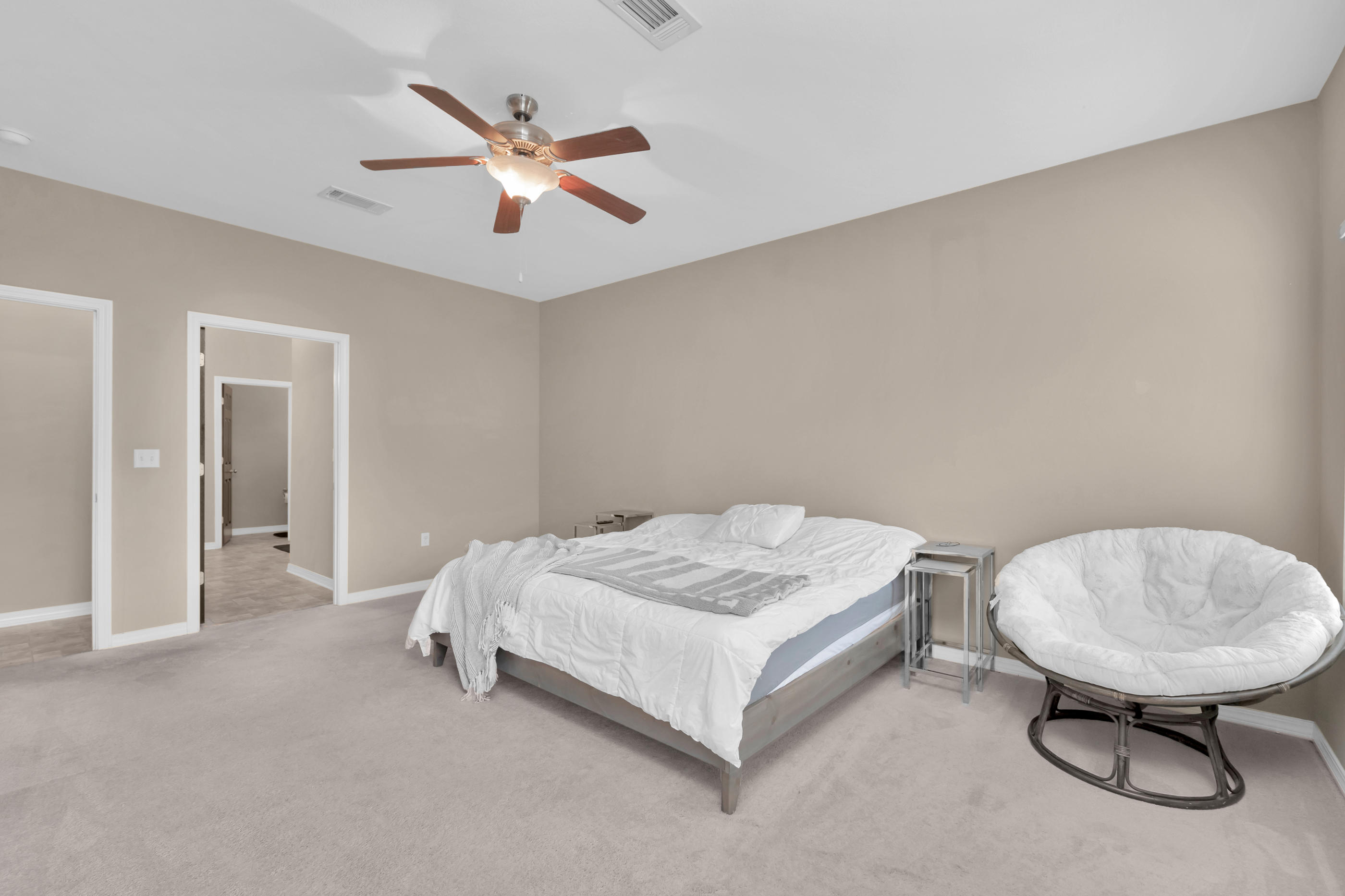 HERITAGE MANOR - Residential