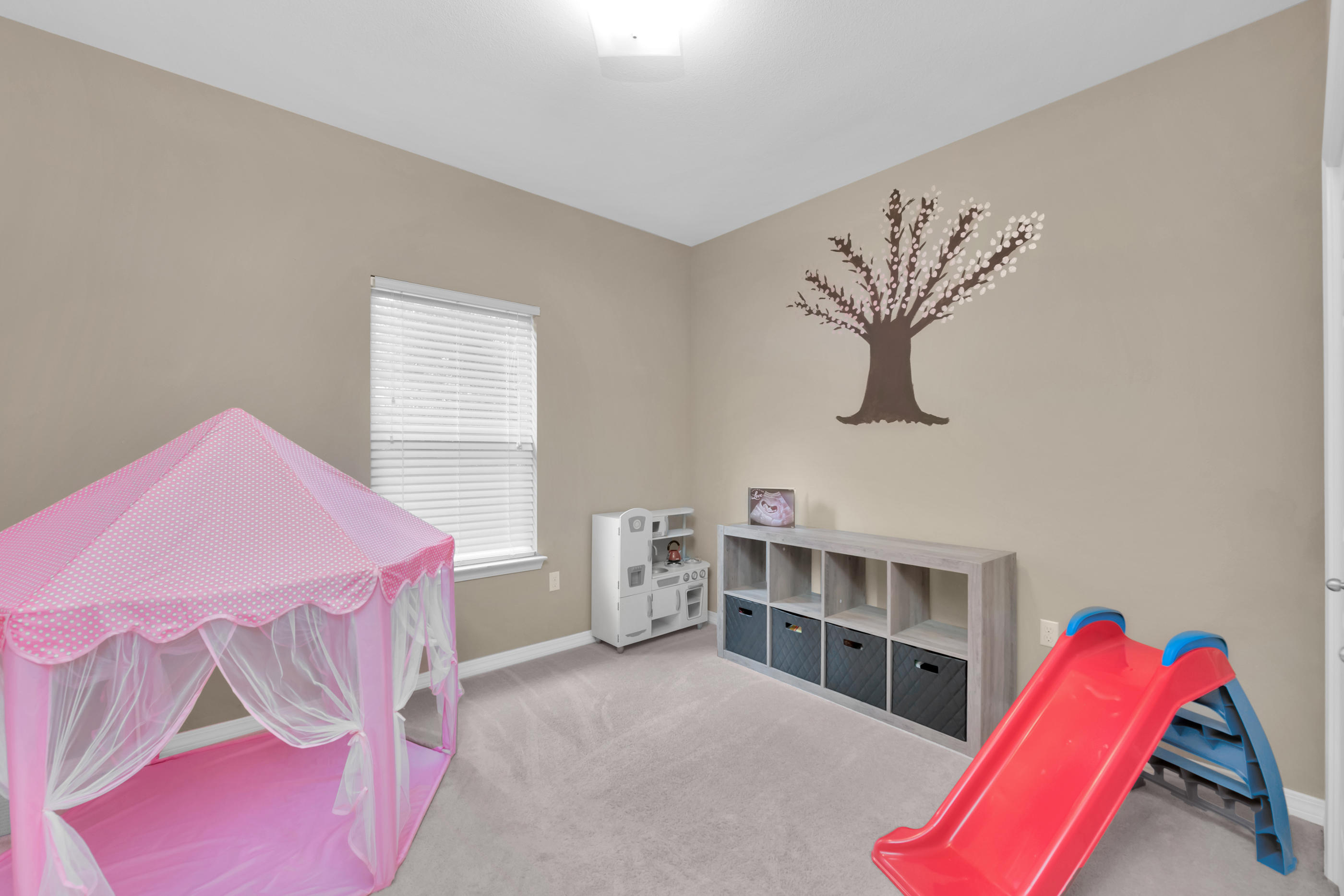 HERITAGE MANOR - Residential