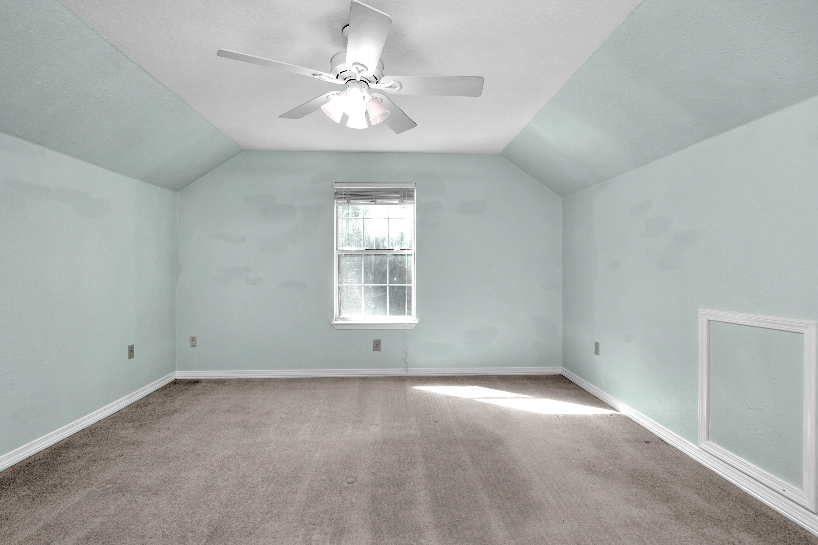 FOXWOOD ESTATES 1 - Residential