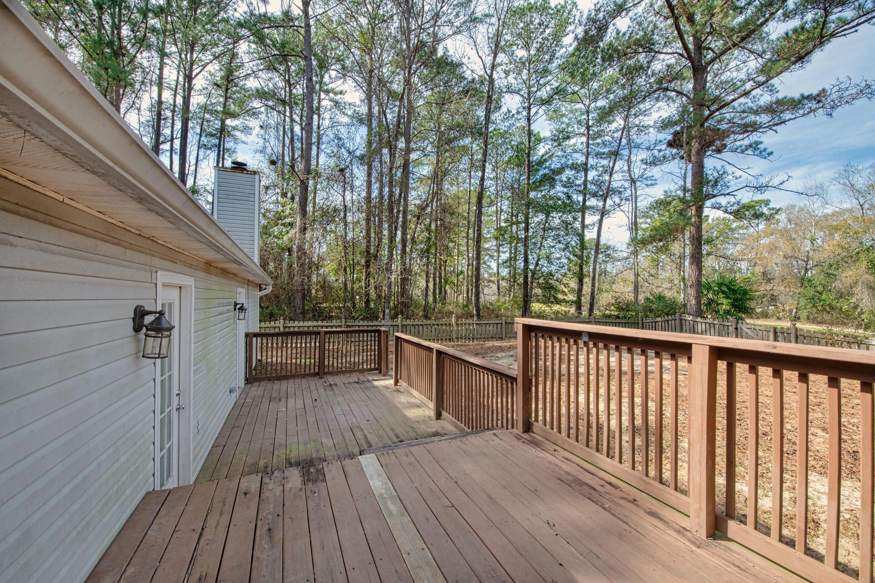 FOXWOOD ESTATES 1 - Residential