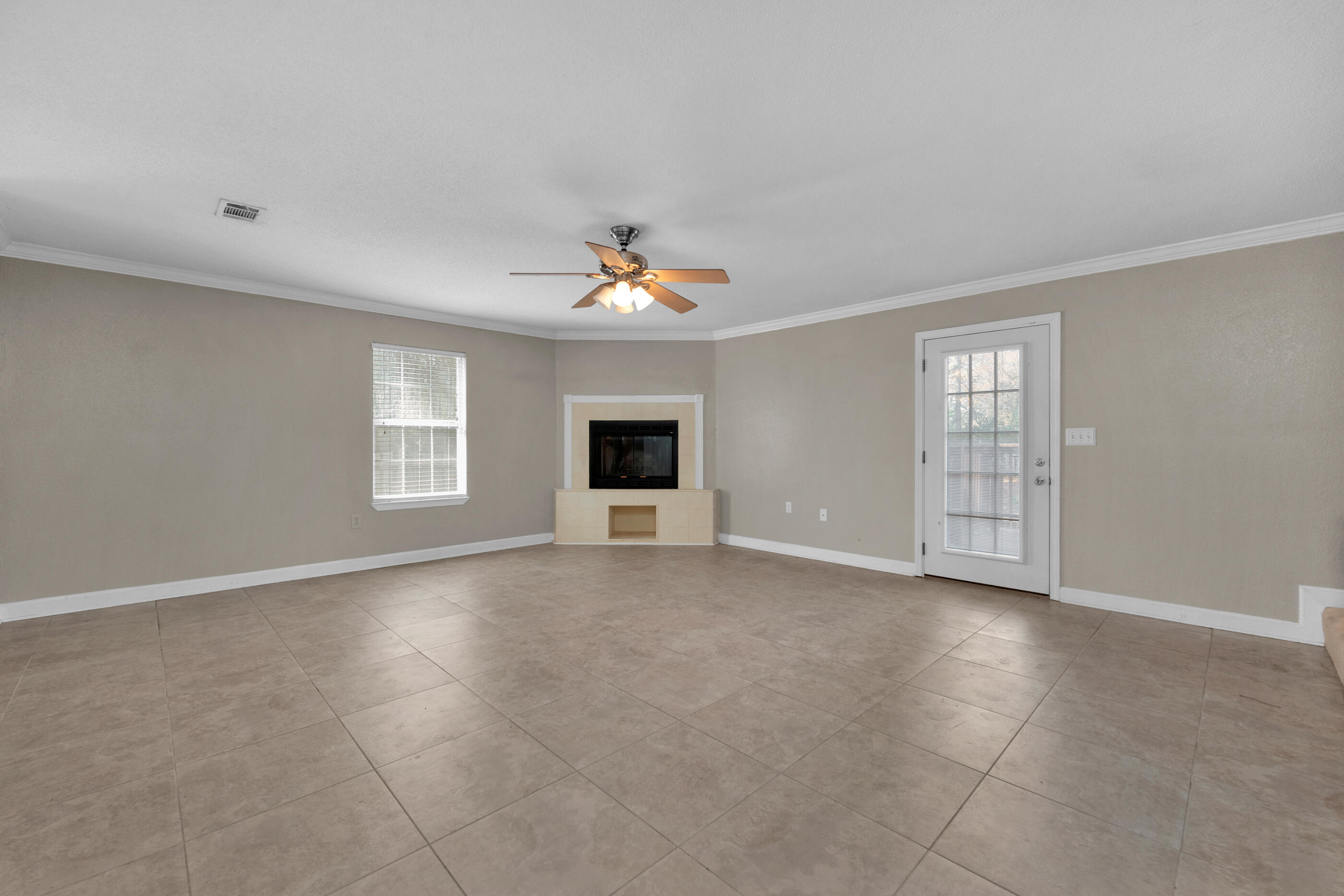 FOXWOOD ESTATES 1 - Residential