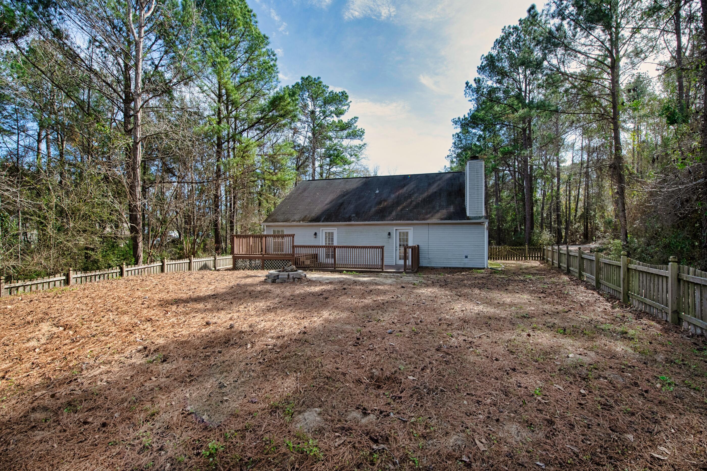 FOXWOOD ESTATES 1 - Residential