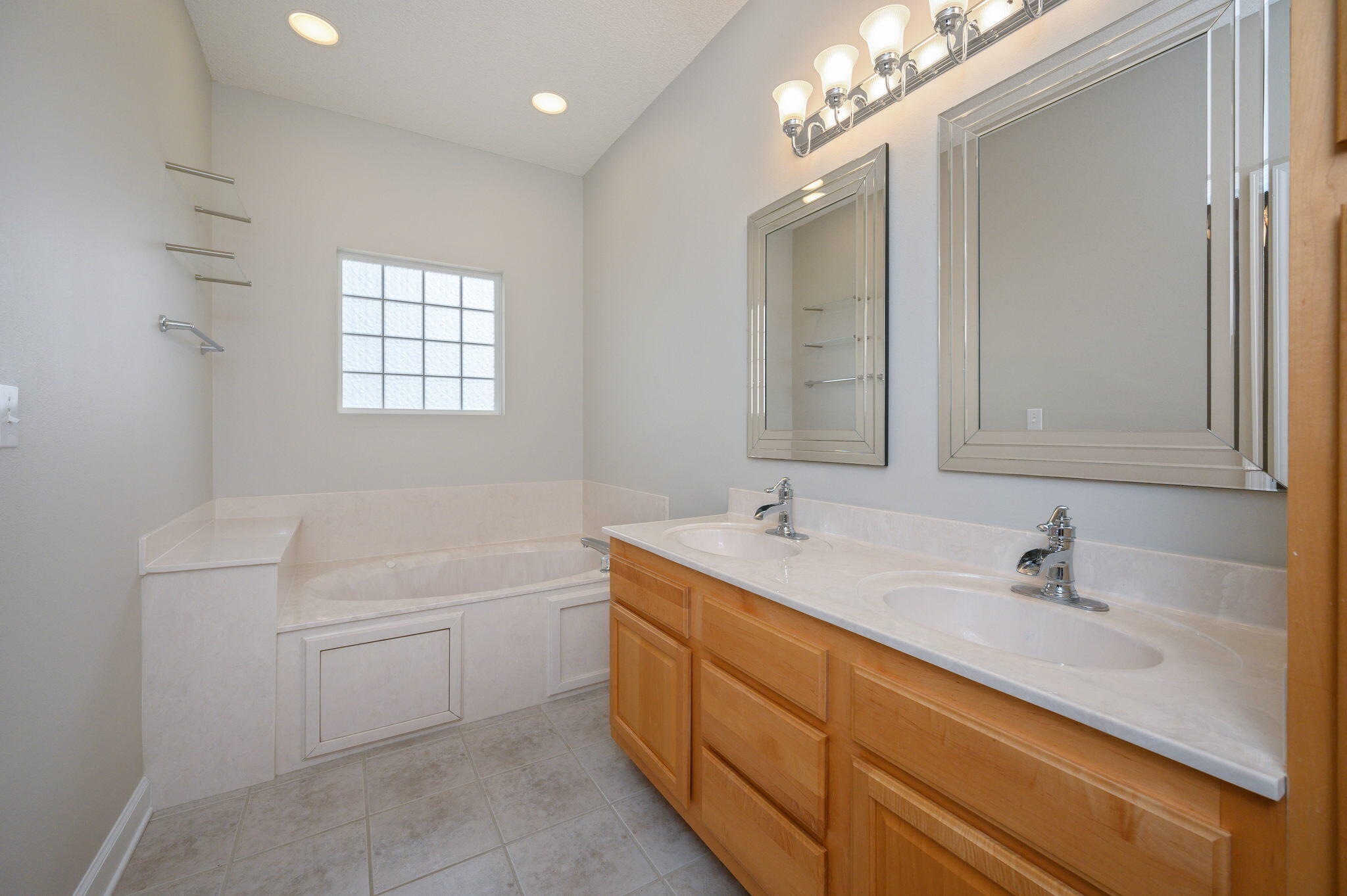 MILLERS RUN AT BLUEWATER BAY - Residential