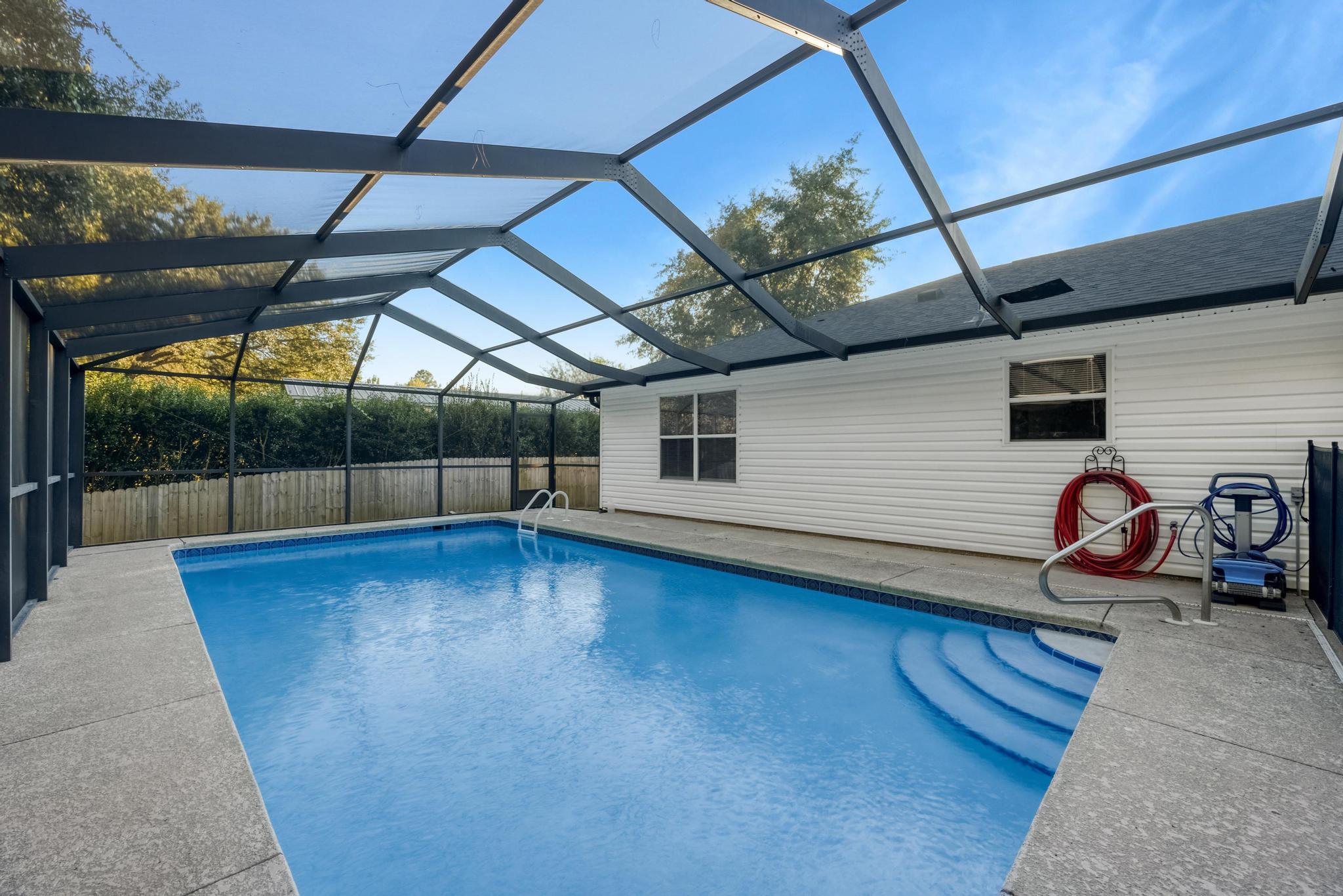 NORTHVIEW ESTATES 5TH ADDN - Residential