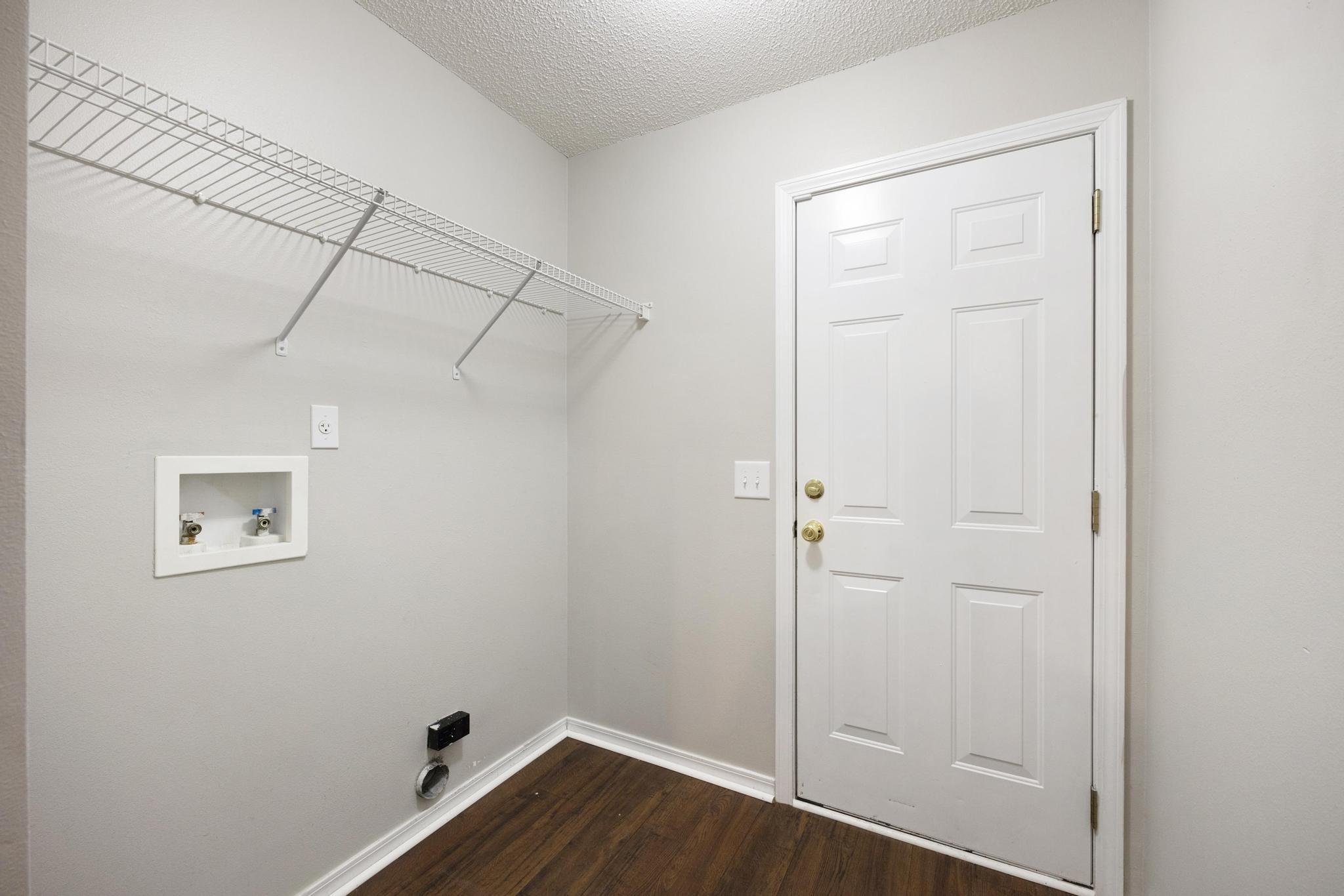 NORTHVIEW ESTATES 5TH ADDN - Residential