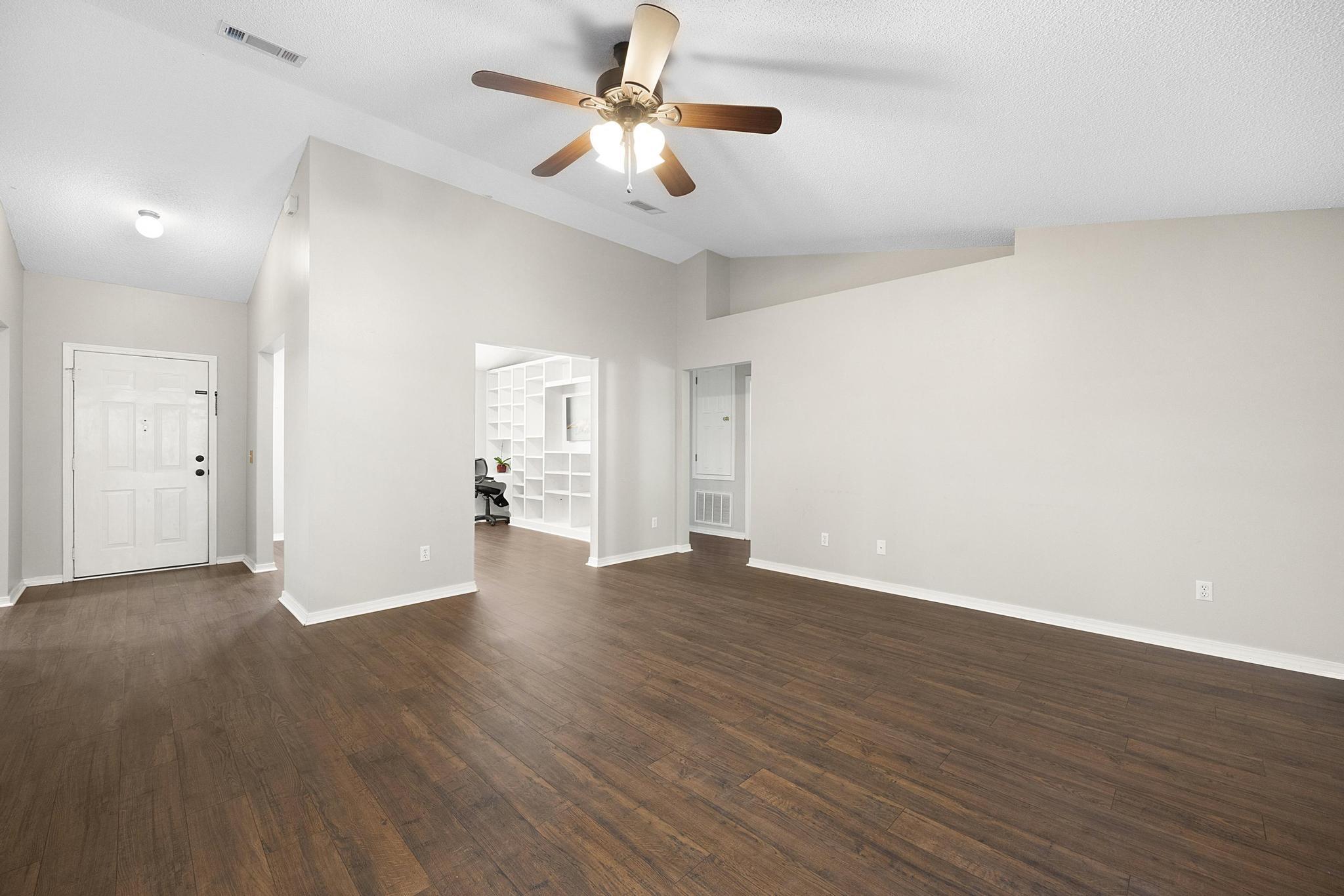 NORTHVIEW ESTATES 5TH ADDN - Residential